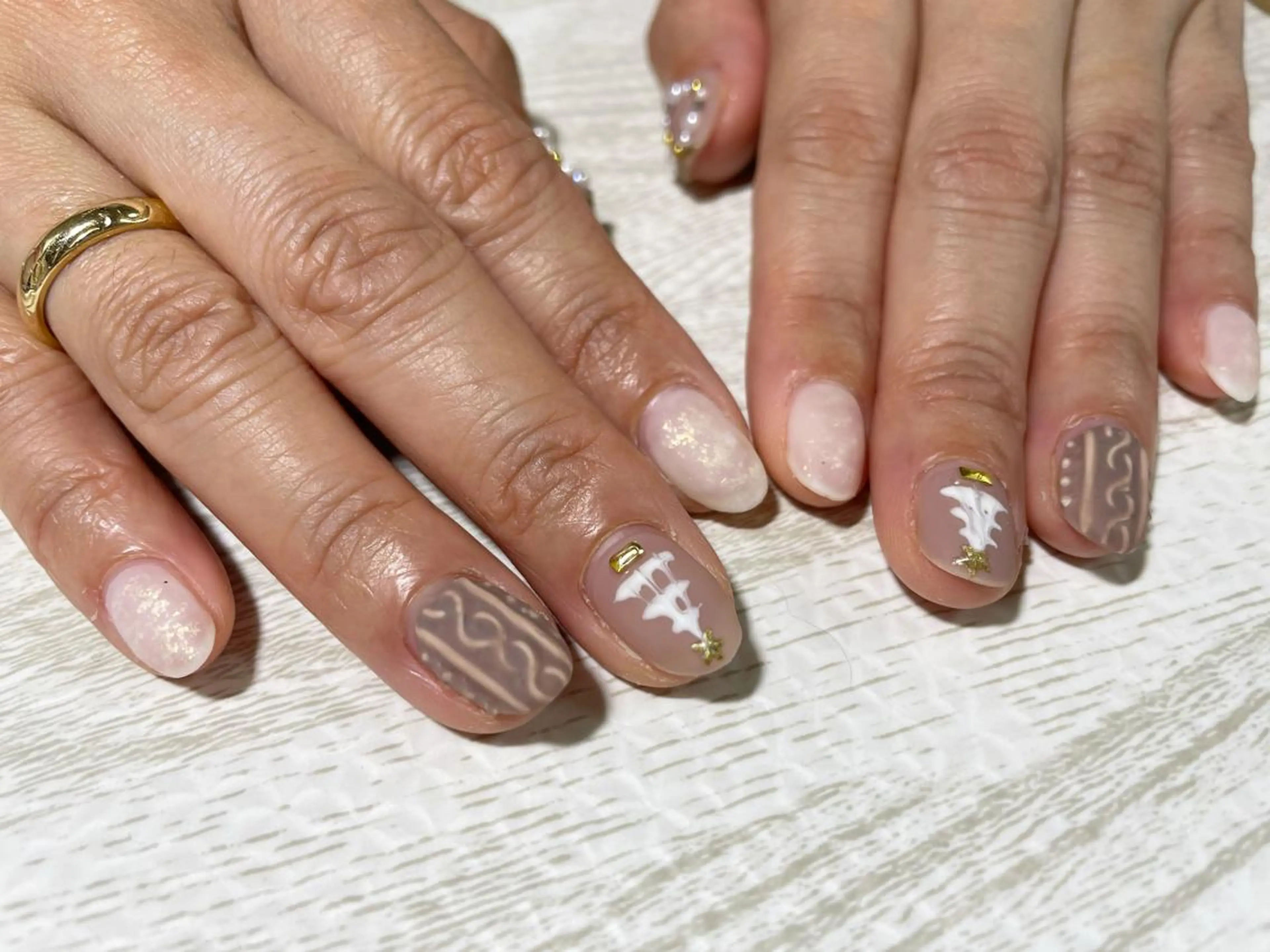 ネイル ハンドネイル Ulu  Nail 🌱MOMOKAのネイルデザイン