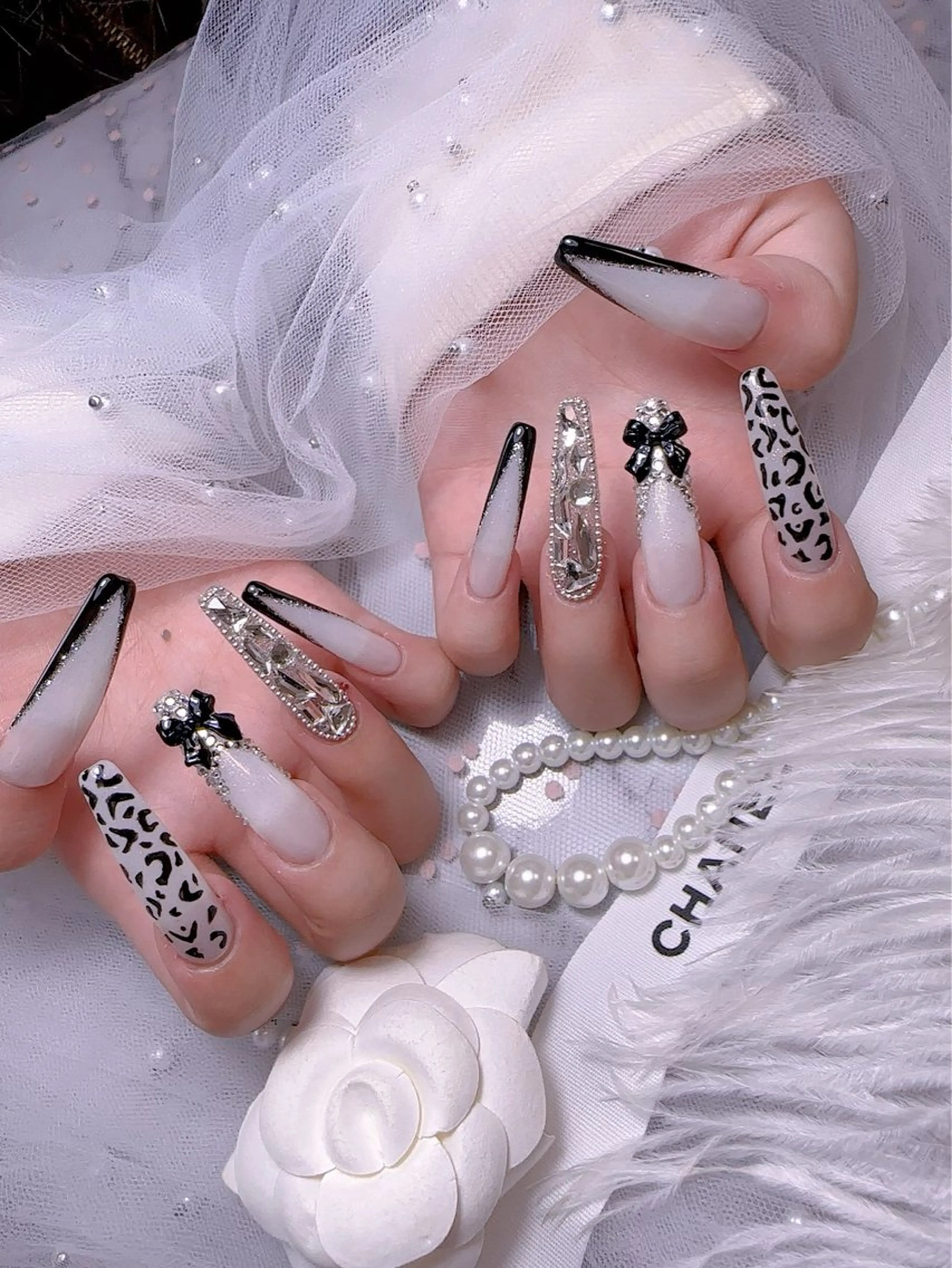 ネイル オーロラネイル フットネイル 韓国ネイル ラメ(グリッター) ラメグラデーション ハンドネイル Belle nail salon 新小岩のネイルデザイン