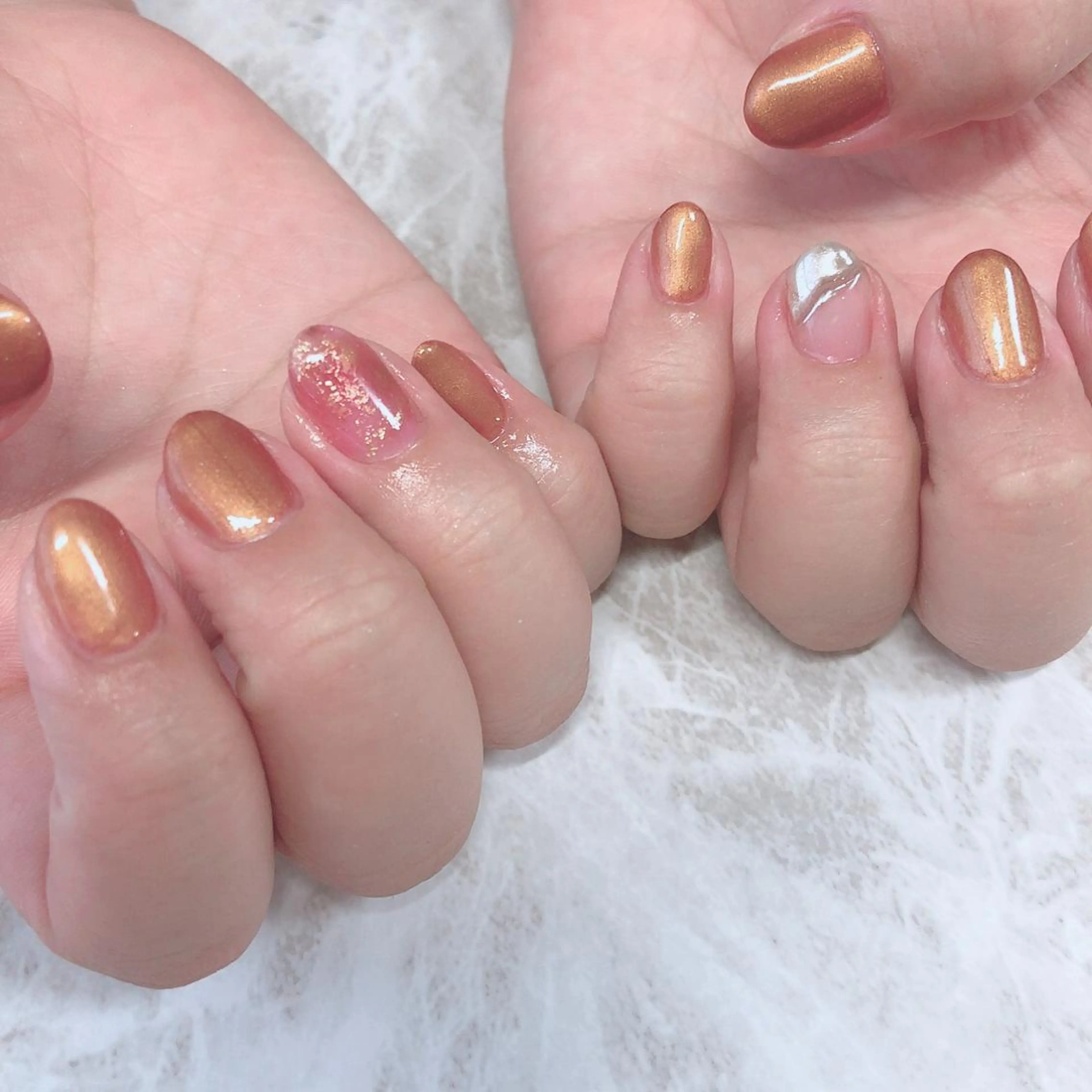 ネイル ハンドネイル 西岡 杏のネイルデザイン