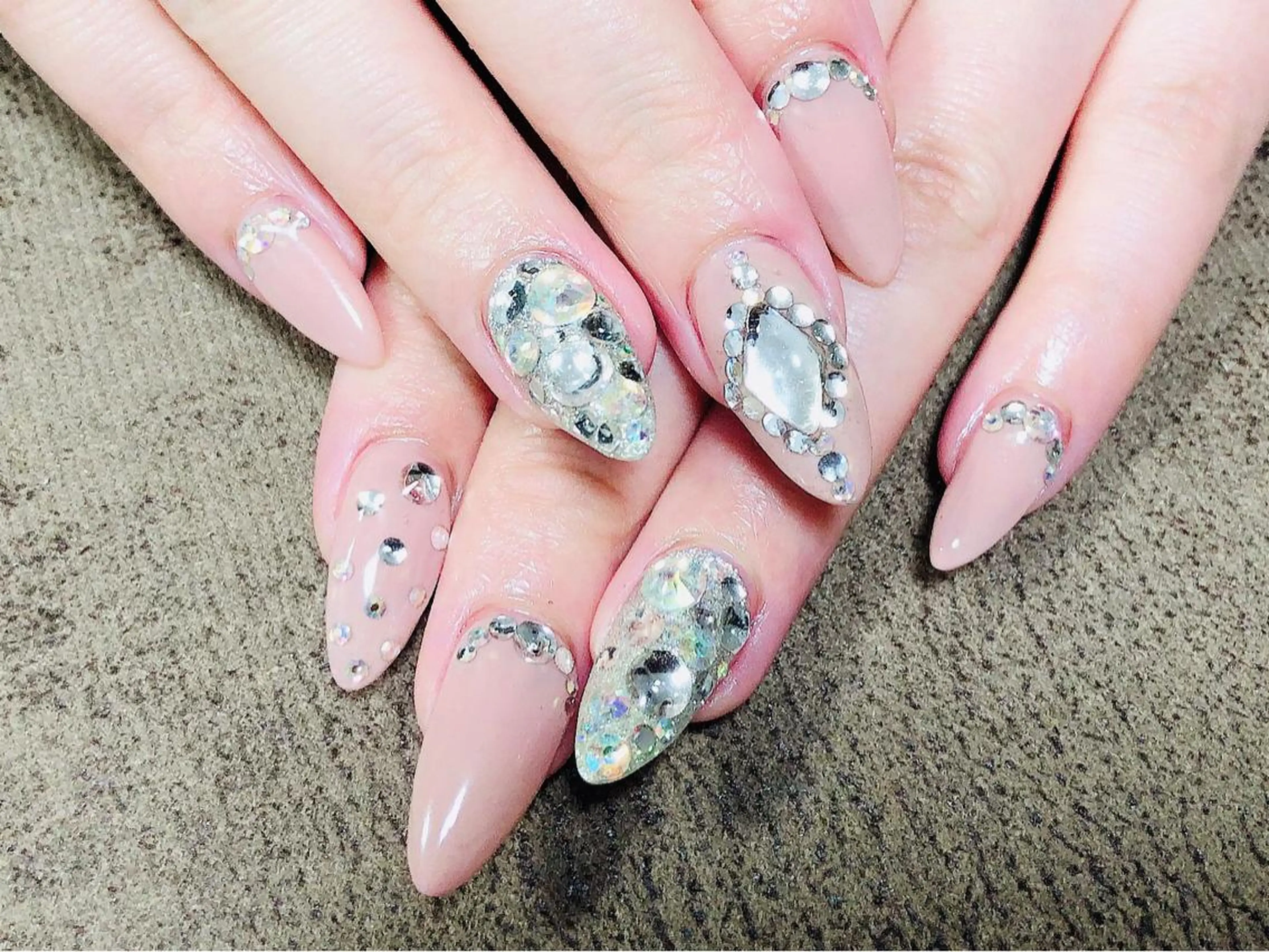 ネイル ジェルネイル gorella Ａのネイルデザイン