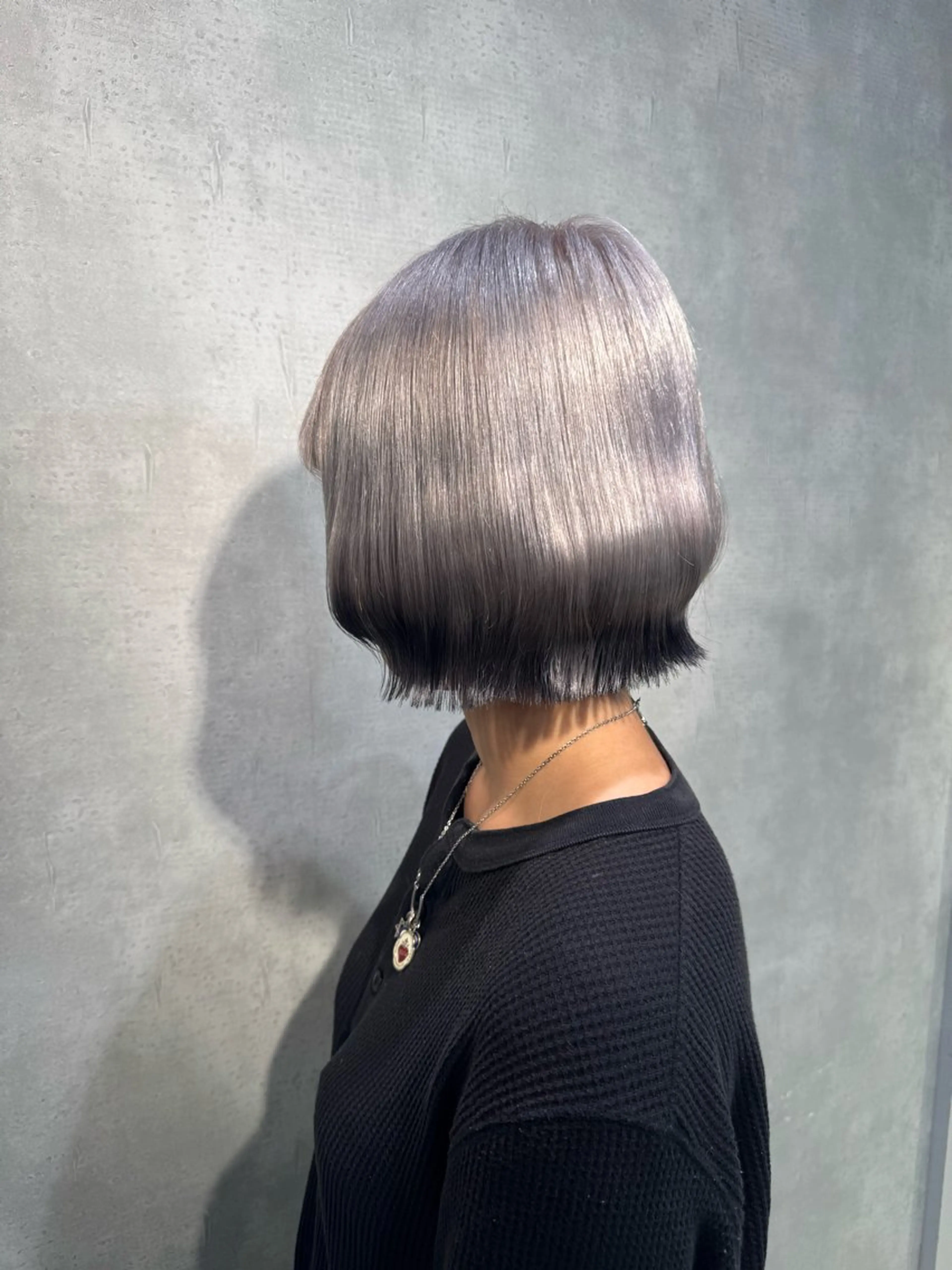 ショート カラー ブリーチ デザインカラー シルバー ヘアカラー ANKHCROSS Hiyori💙のヘアスタイル