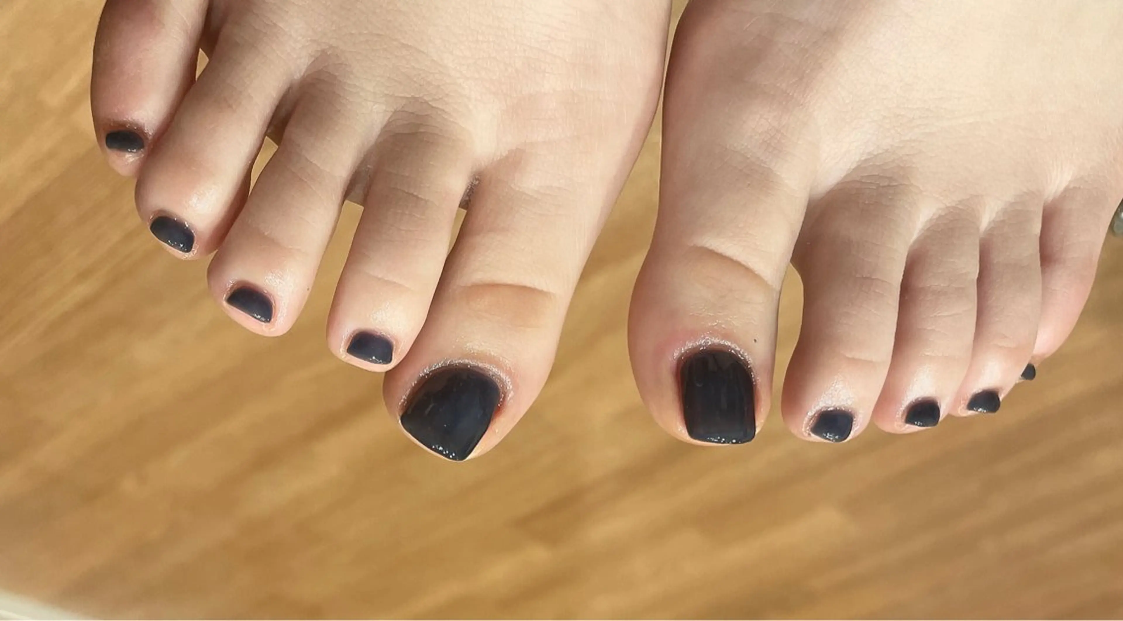 ネイル フットネイル liberté所属・liberté🫧 新小岩のネイルデザイン