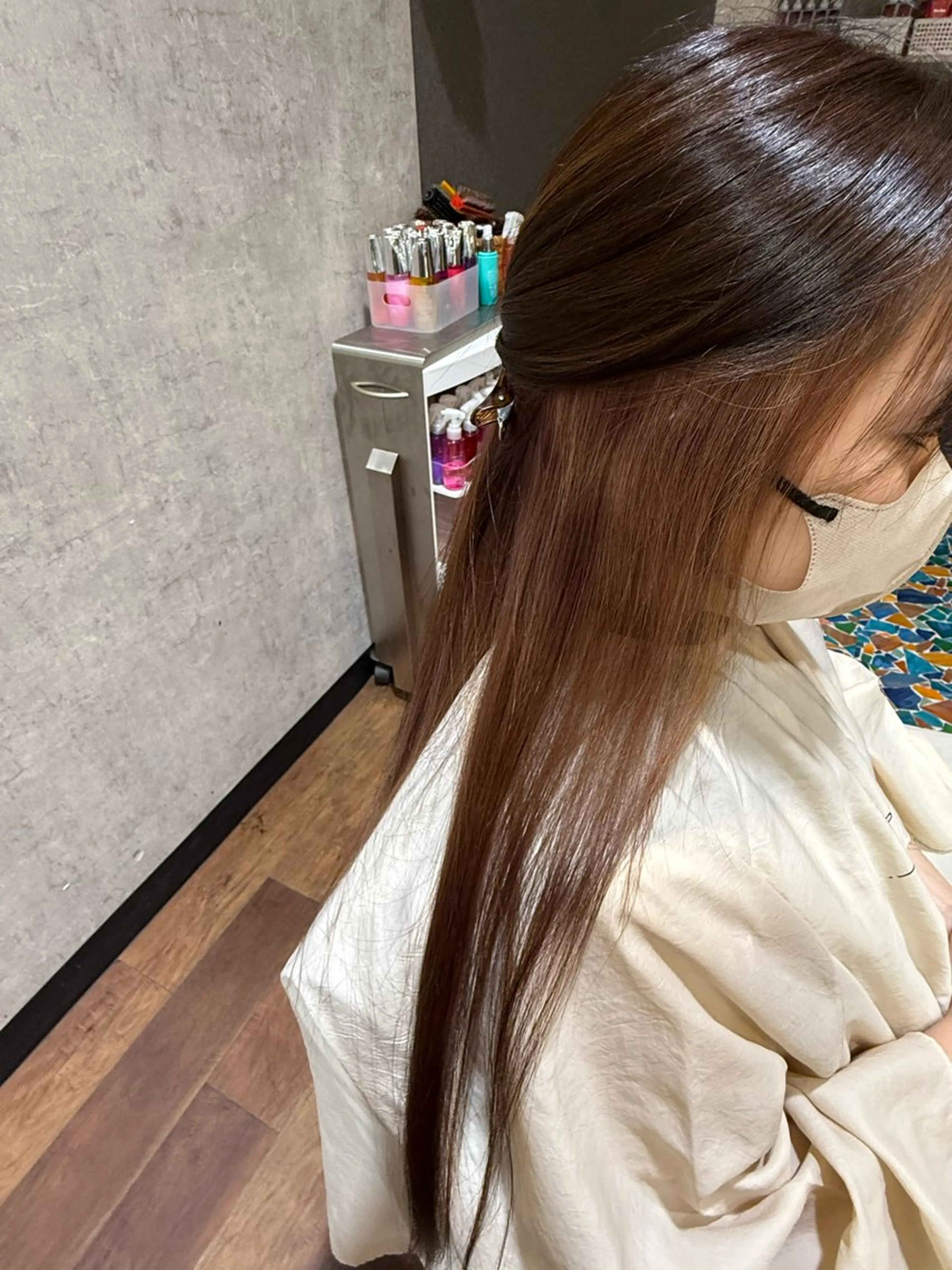 カラー レイヤー/コテパーマ 松本　希愛のヘアスタイル