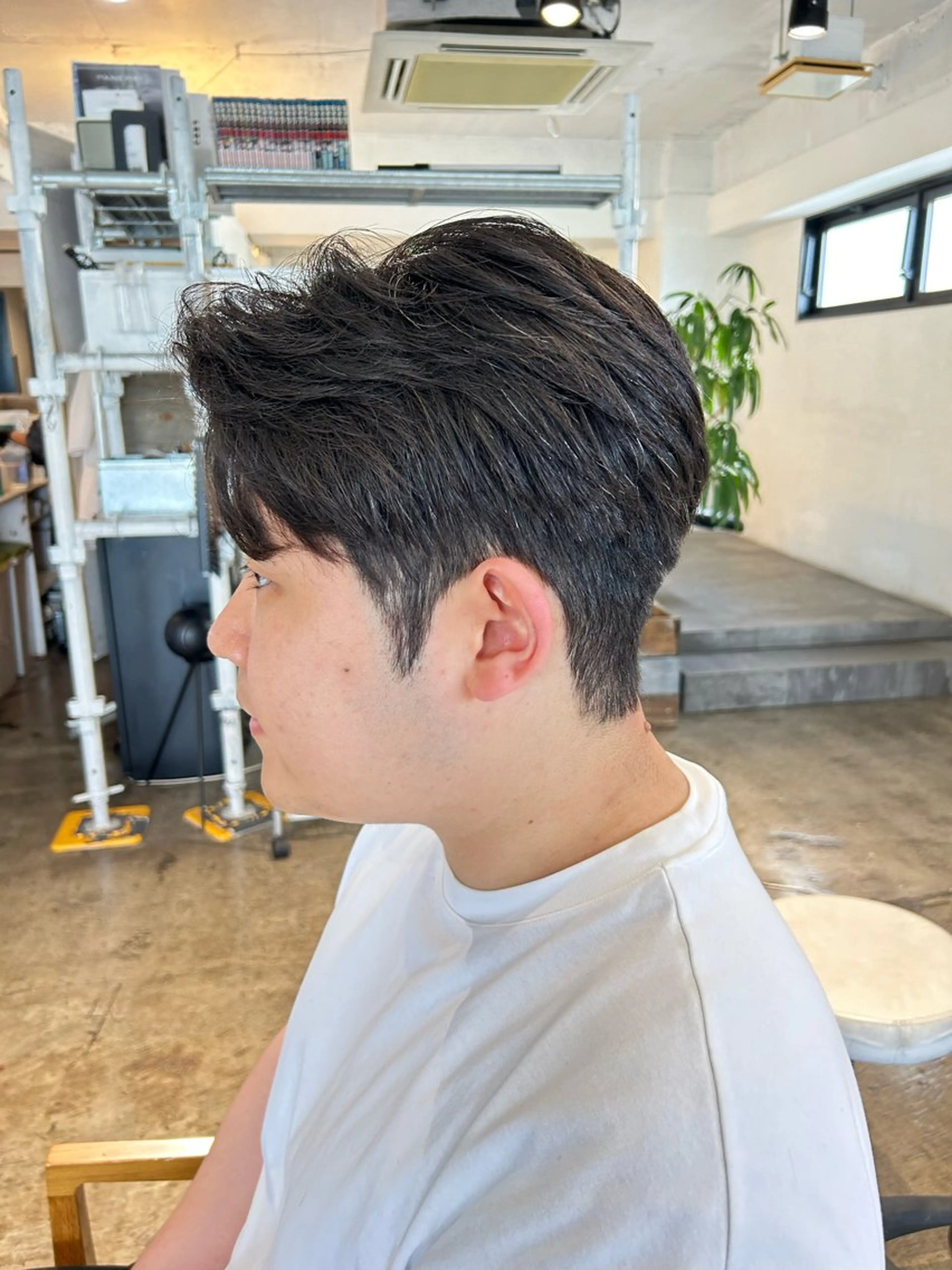 ショート パーマ メンズ センターパート ダウンパーマ カルマパーマ メンズ韓国風 マッシュ カット パーマ become men's hair 名駅店所属・名駅/フェザーパーマ 韓国ヘア/森岡のヘアスタイル