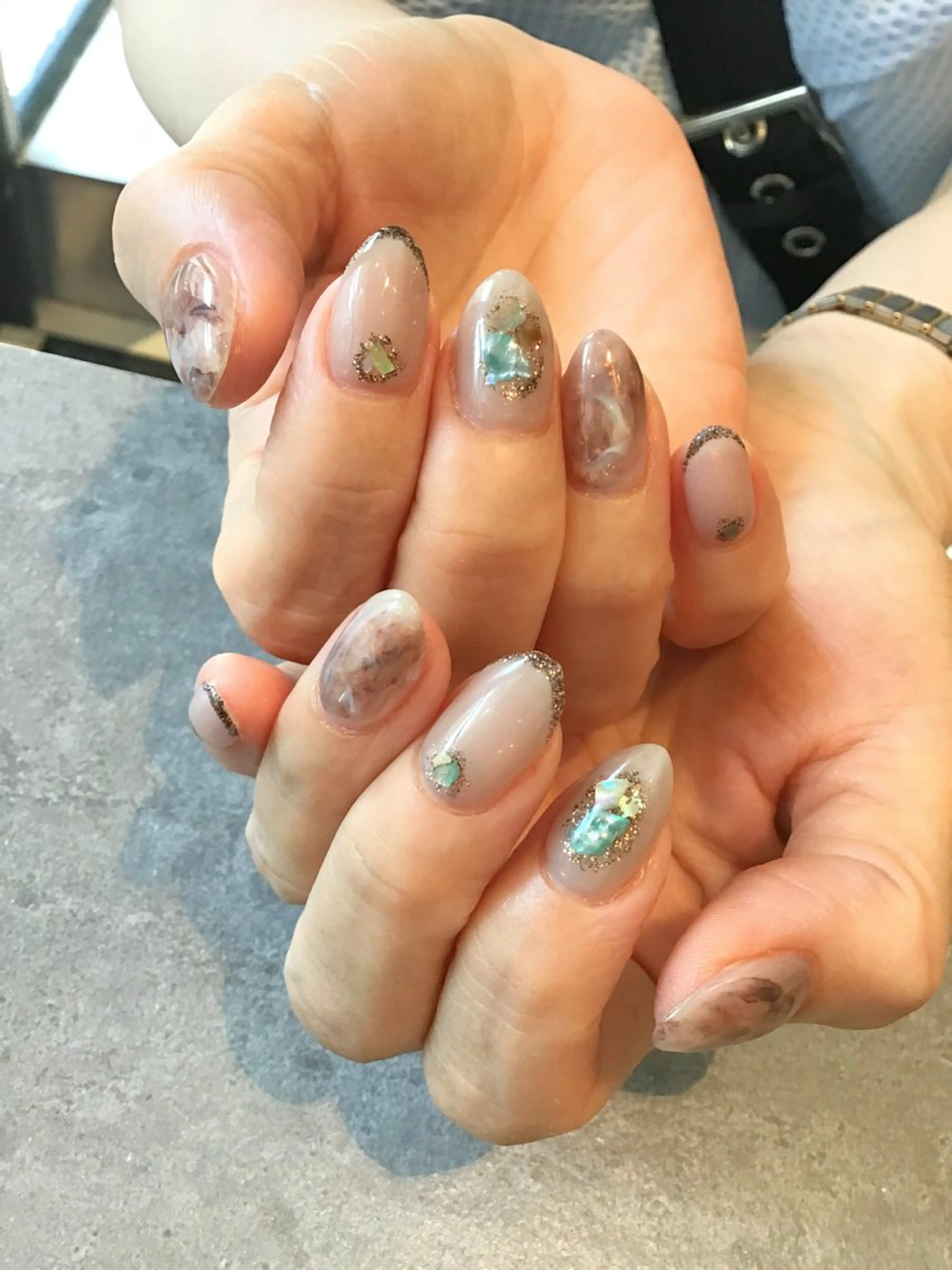 ネイル 持ち込み Nest 岩崎のネイルデザイン