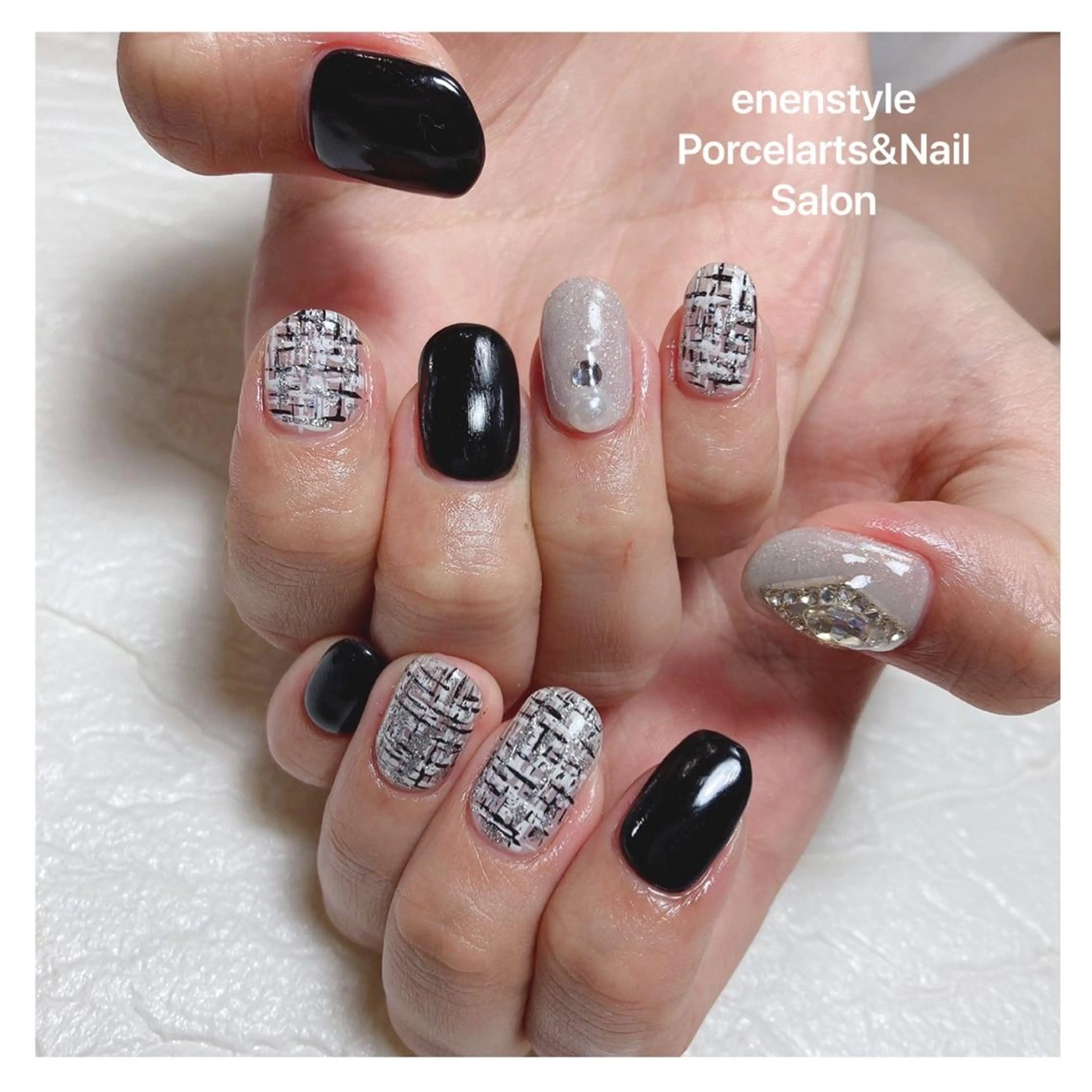 ミディアム ネイル 👑enen style👑のネイルデザイン