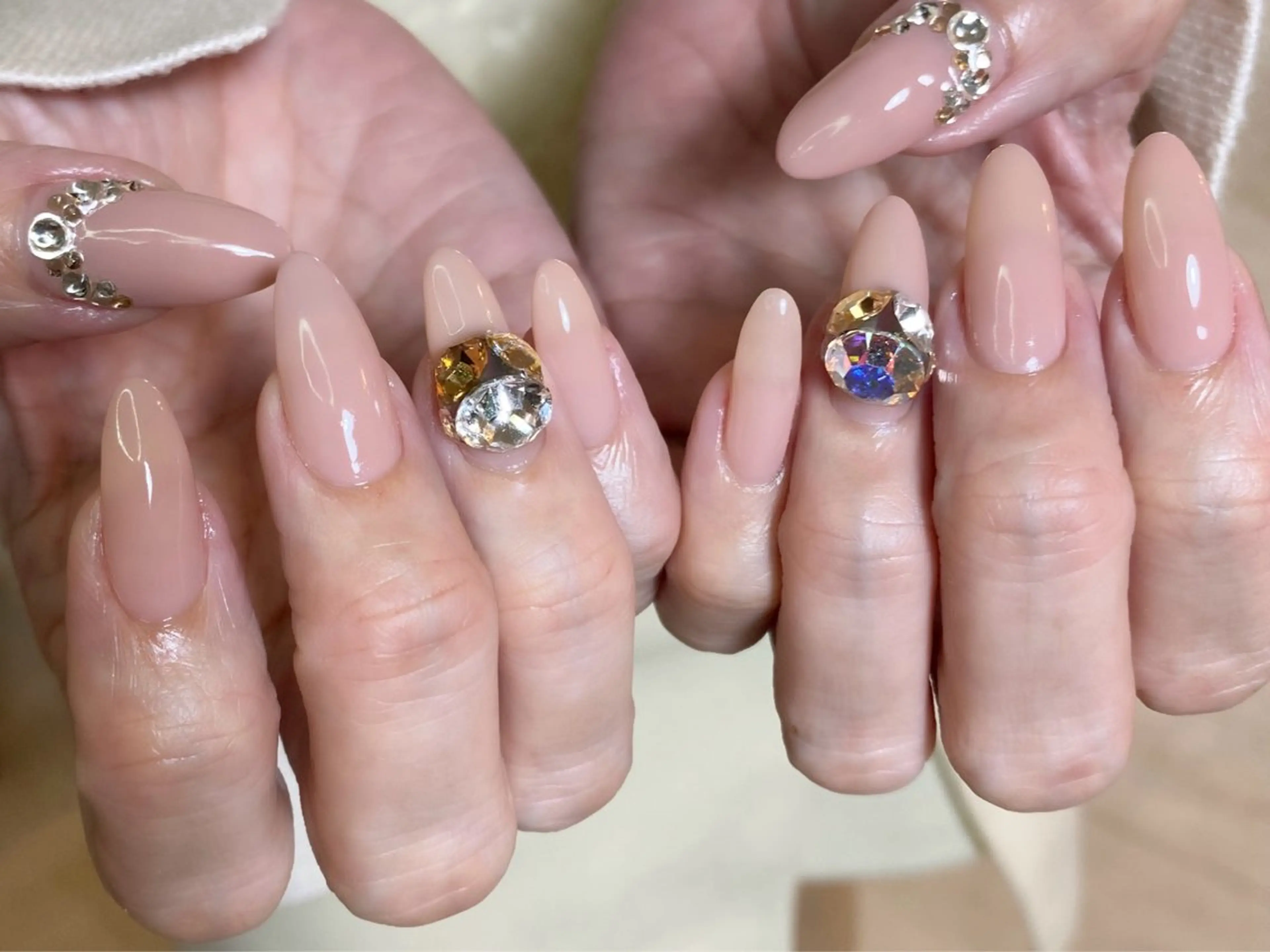 オフなし_maogel肌馴染み抜群！うる艶ワンカラー、グラデの写真