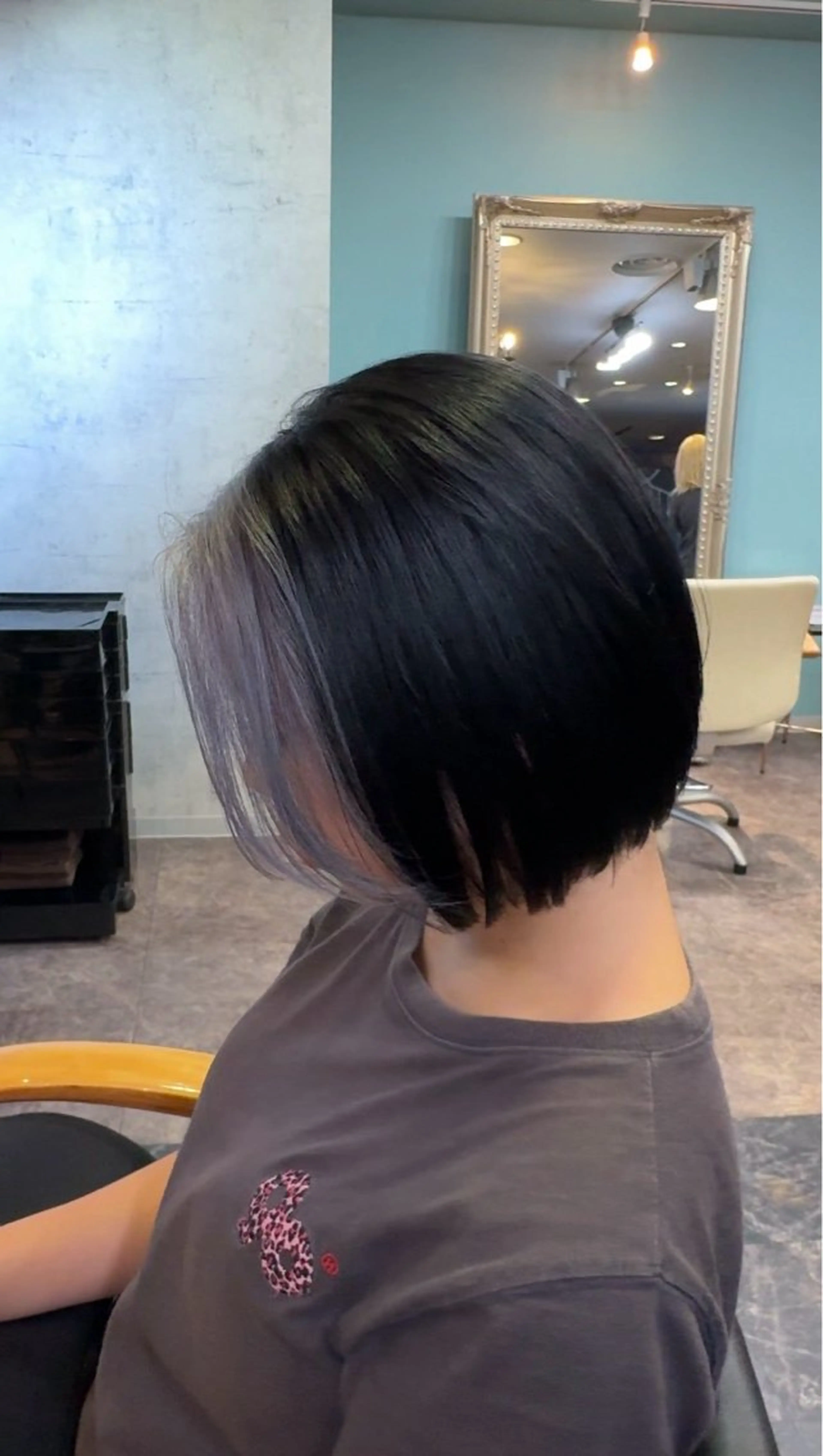 ミディアム カラー ミストバング ブリーチ  フェイスフレーミング シルバー ヘアカラー 店長 ハイトーン× 髪質改善/舘野 涼太のヘアスタイル