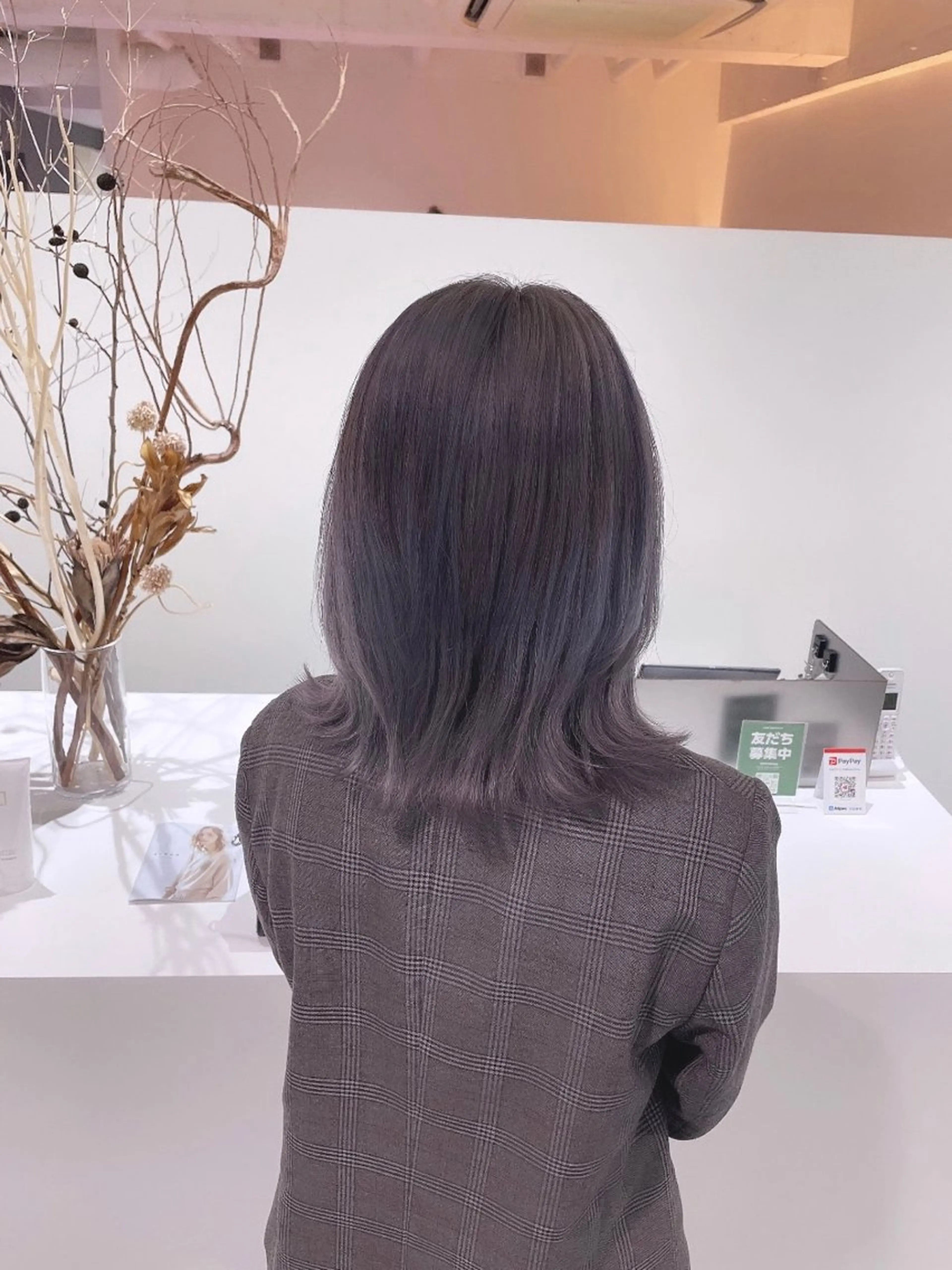 ミディアム ヘアカラー 西山祐生/ハイトーン /ケアブリーチ/艶髪のヘアスタイル