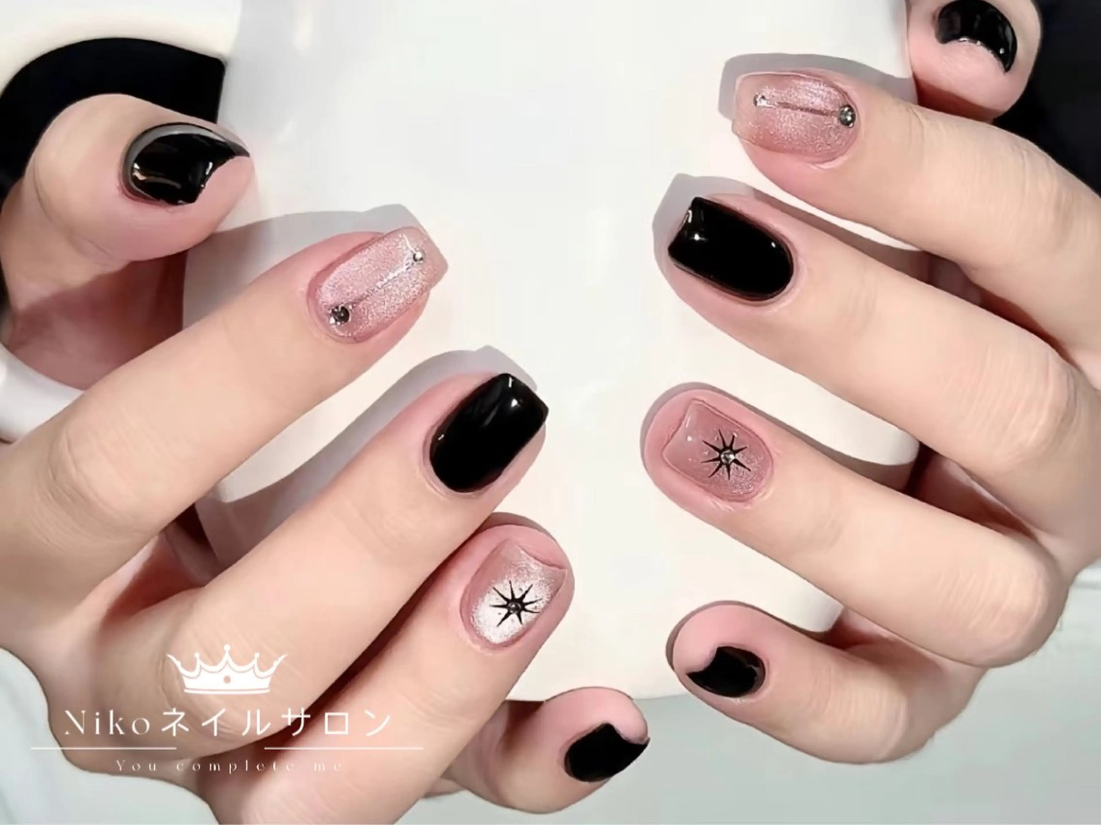 ネイル チークネイル フットネイル フレンチネイル ジェルネイル ガラスフレンチ Nikosalon rikoのネイルデザイン