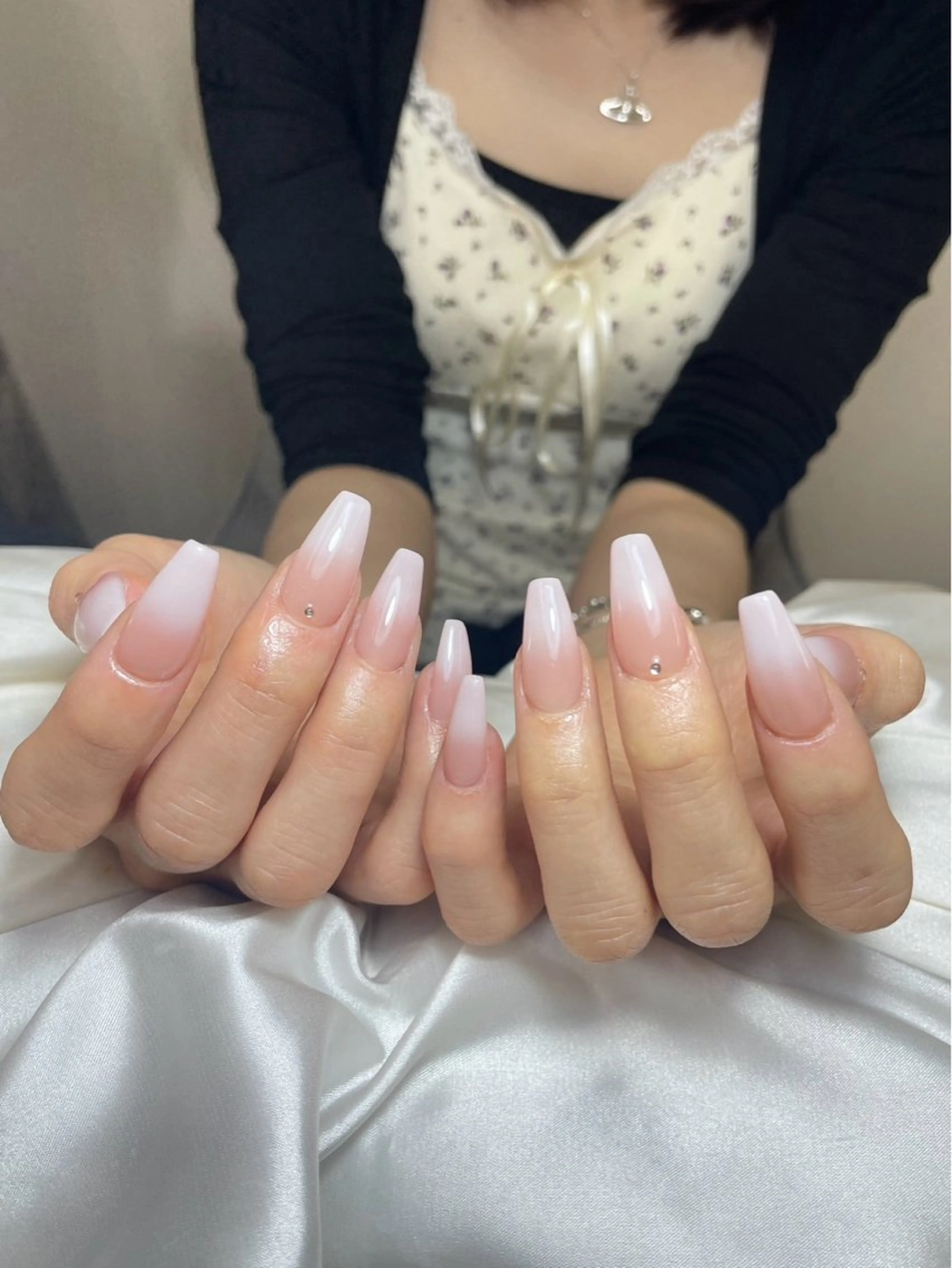 ネイル チークネイル 桜ネイル 長さ出し フットネイル ジェルネイル ハンドネイル XIINH NAIL SALONのネイルデザイン