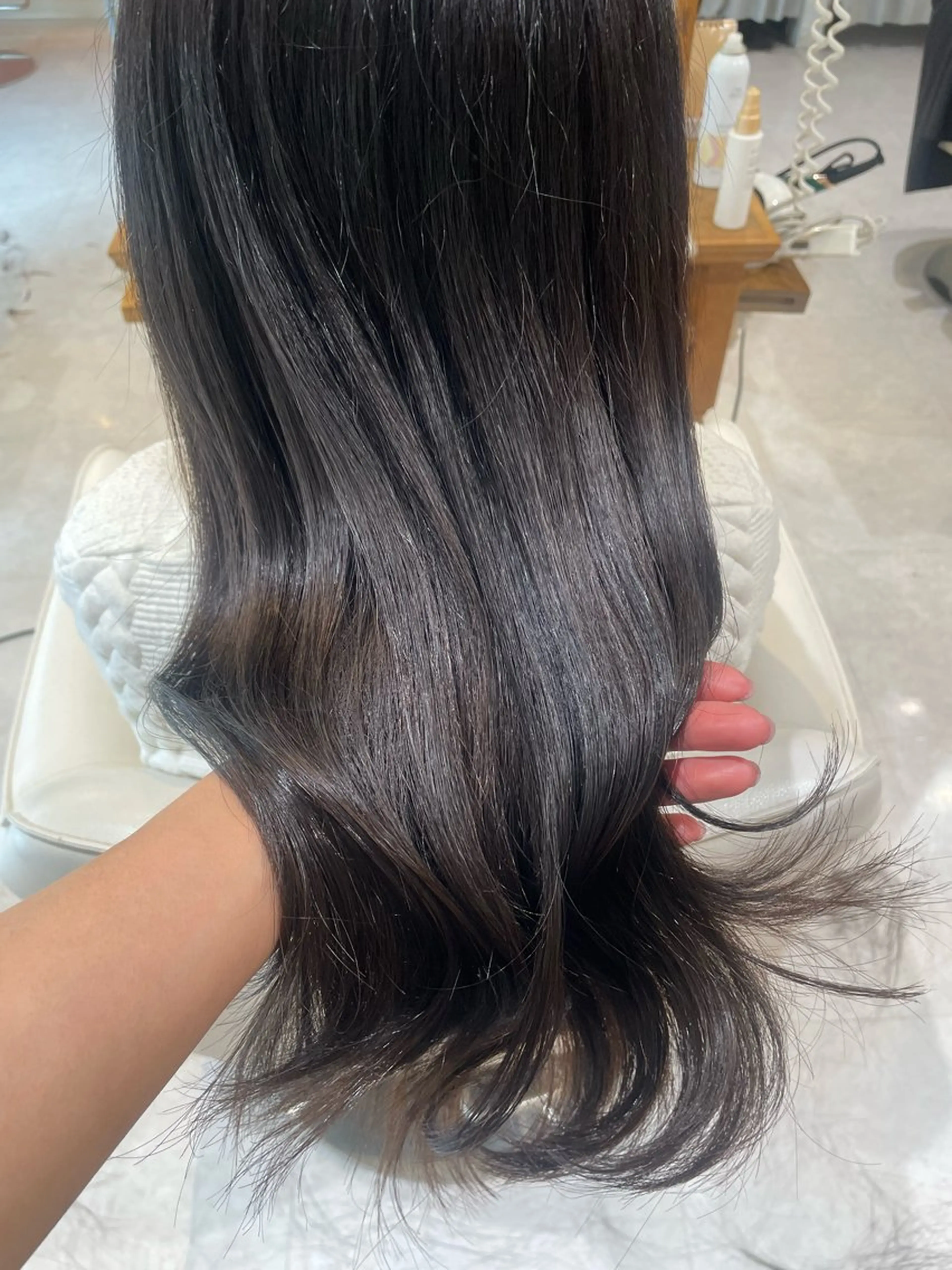 ミディアム カラー 透明感カラー イルミナカラー カット ヘアカラー トリートメント 和田 真依のヘアスタイル