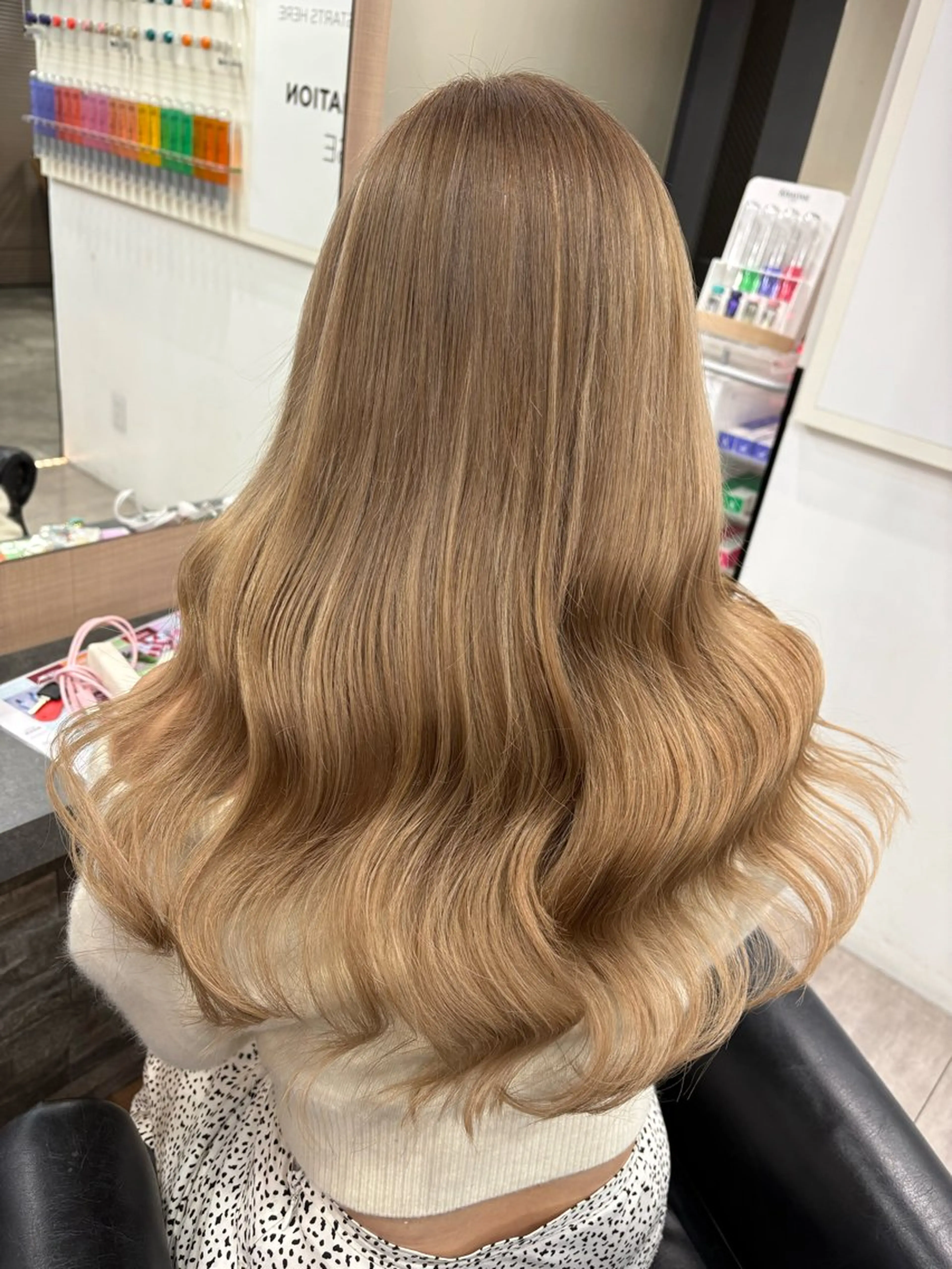 ロング カラー ベージュカラー ブリーチ ミルクティーベージュ ボブ エクステ ヘアカラー エクステ 横浜/あゆみ/ エクステ特化のヘアスタイル