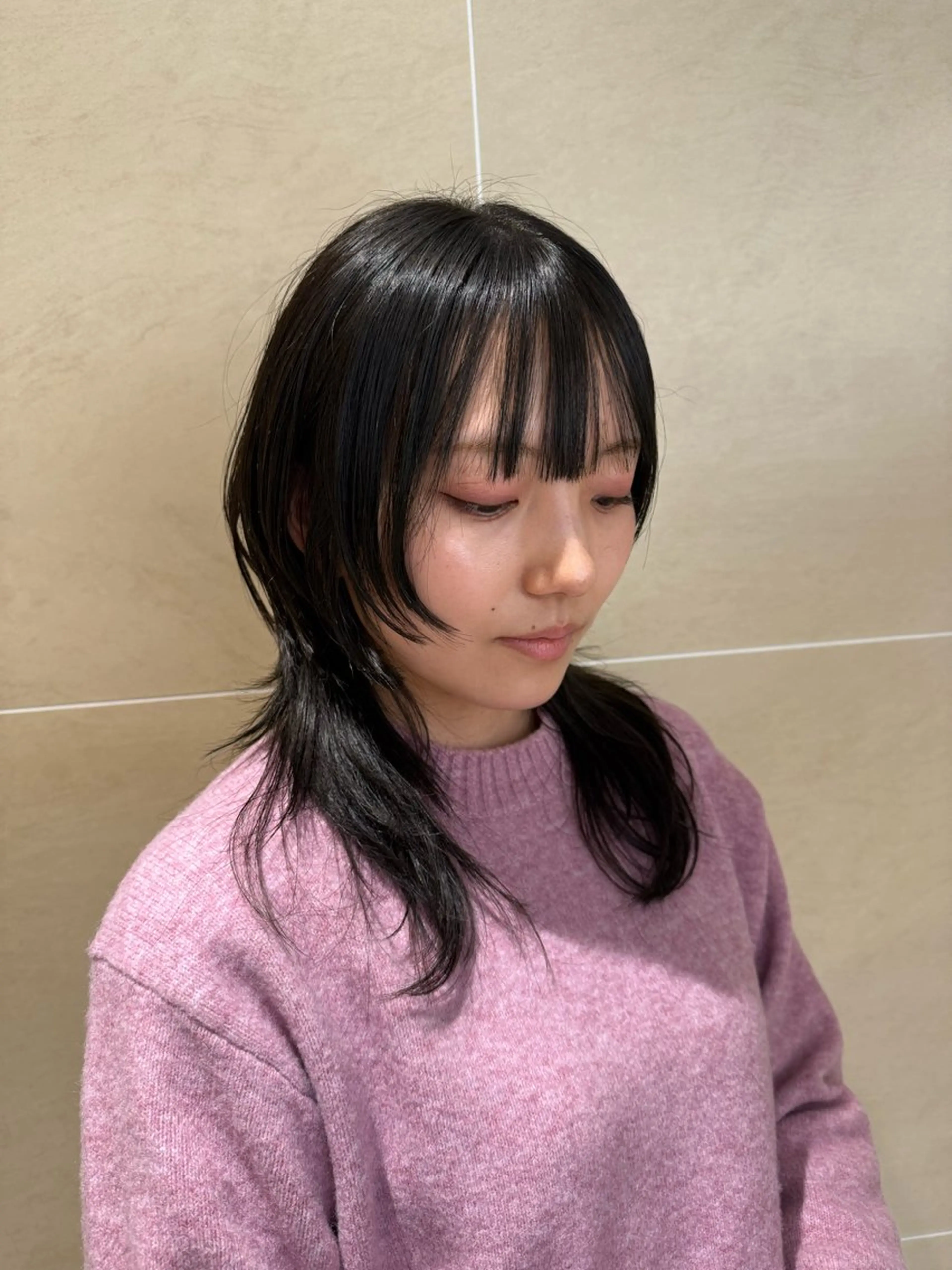 セミロング カラー 三橋 由佳のヘアスタイル