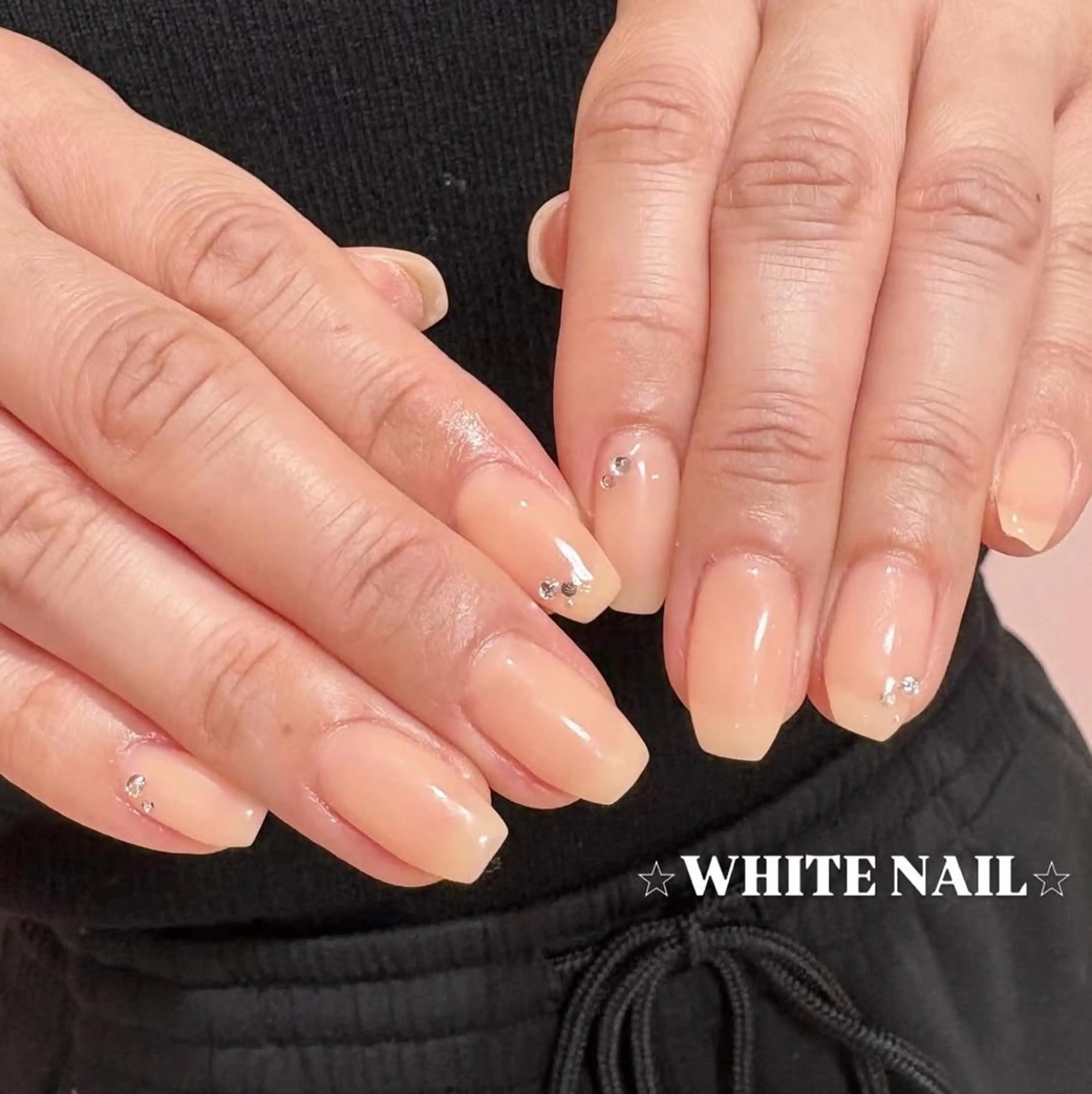 ネイル WHITE NAIL 新潟店　nanamiのネイルデザイン