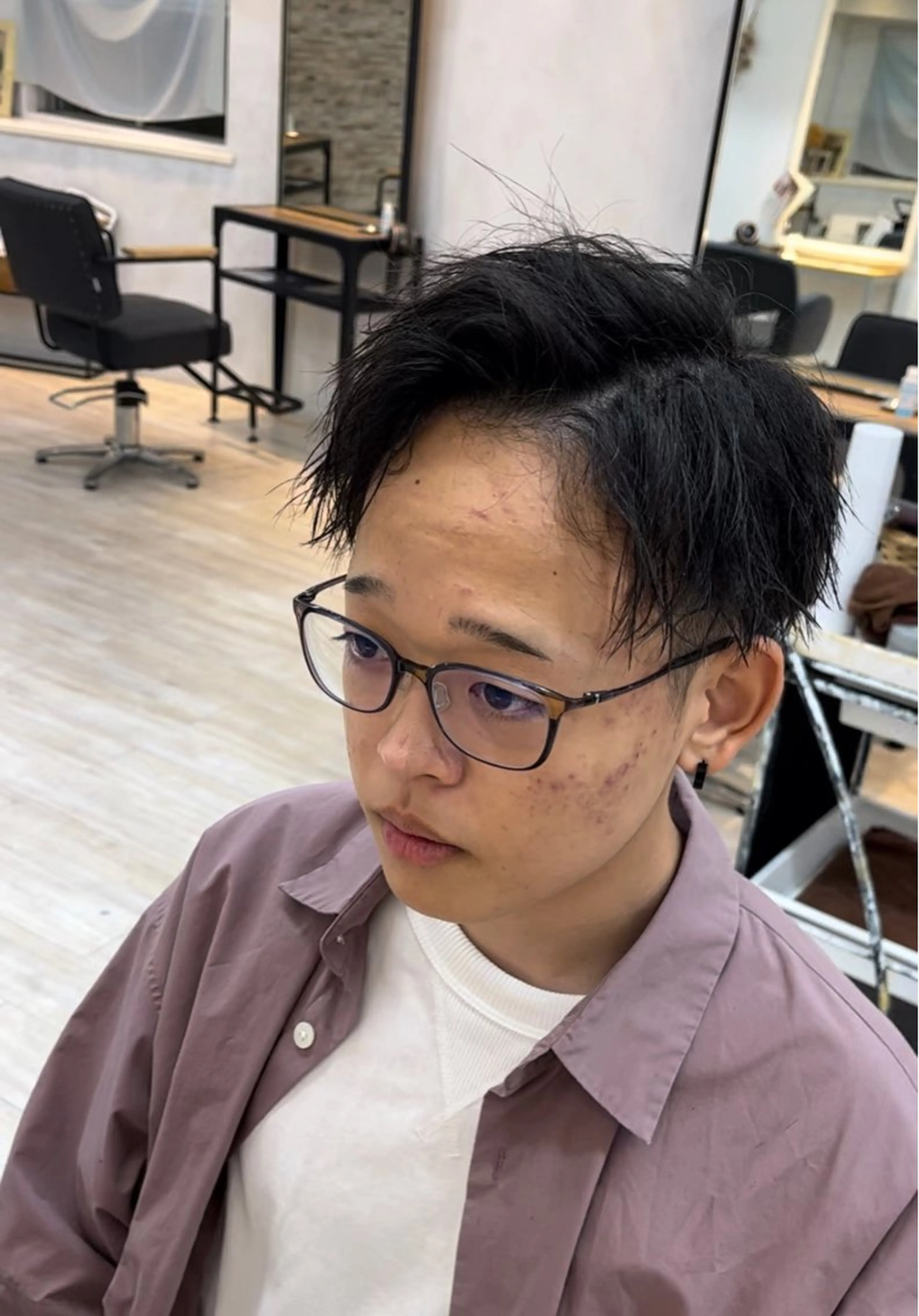 ショート メンズ アップバング ショートヘア 嵯峨 大地／パーマ／ ハード系／特殊系のヘアスタイル