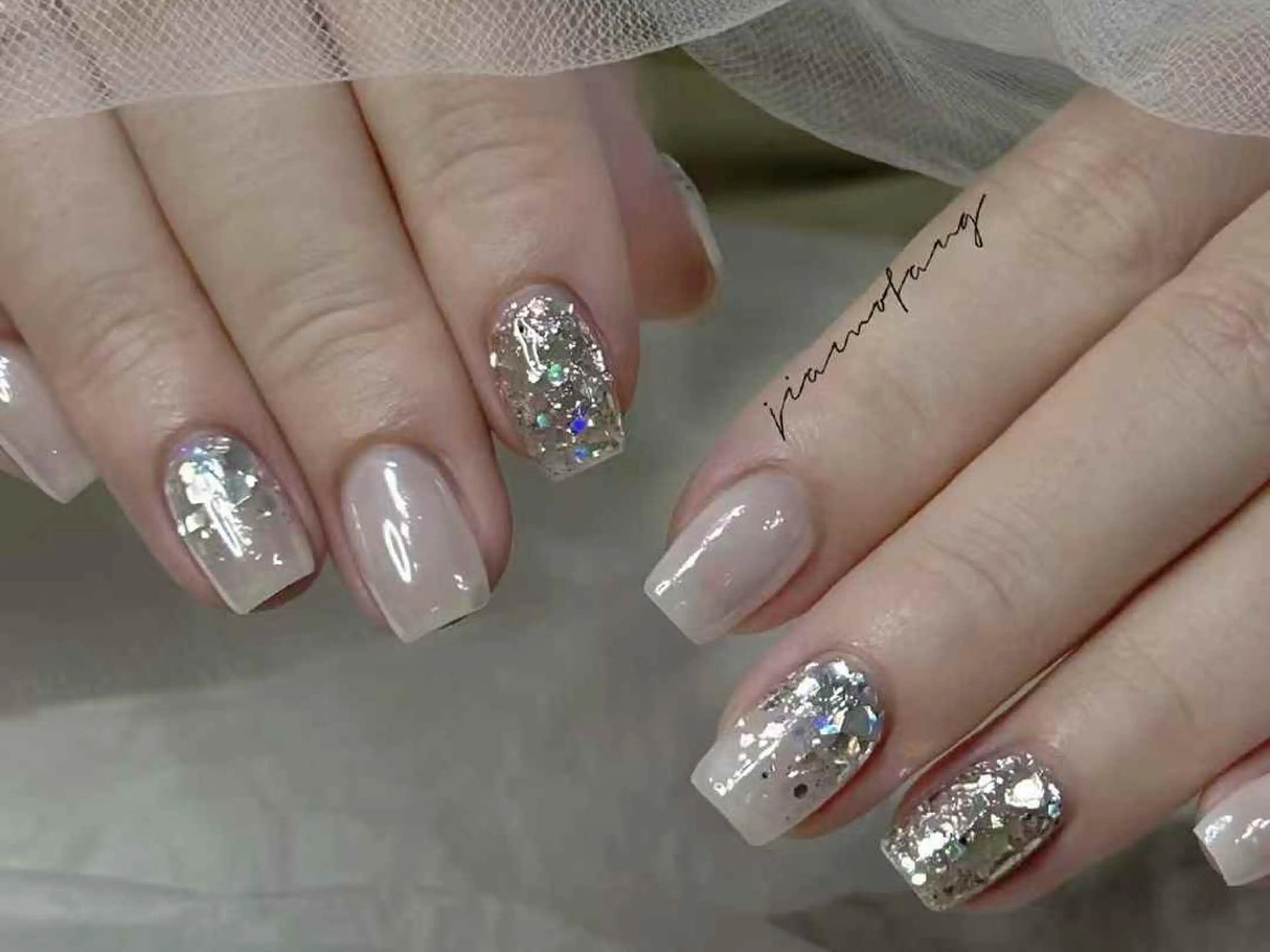 ネイル VIVIAN リサのネイルデザイン