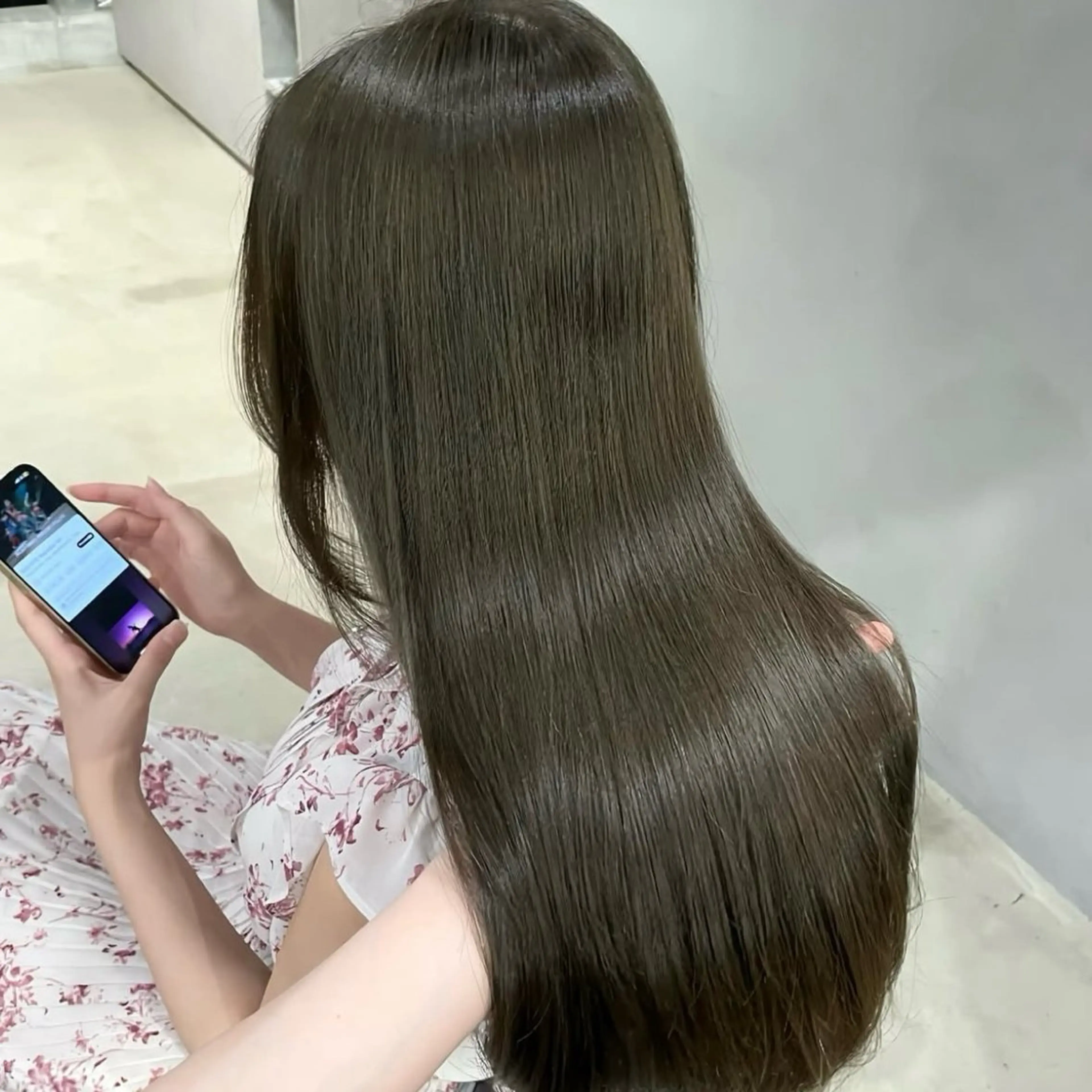 ロング カラー トリートメント カット ヘアカラー トリートメント モテ韓国ヘア/ レイヤー🤍RIKAのヘアスタイル