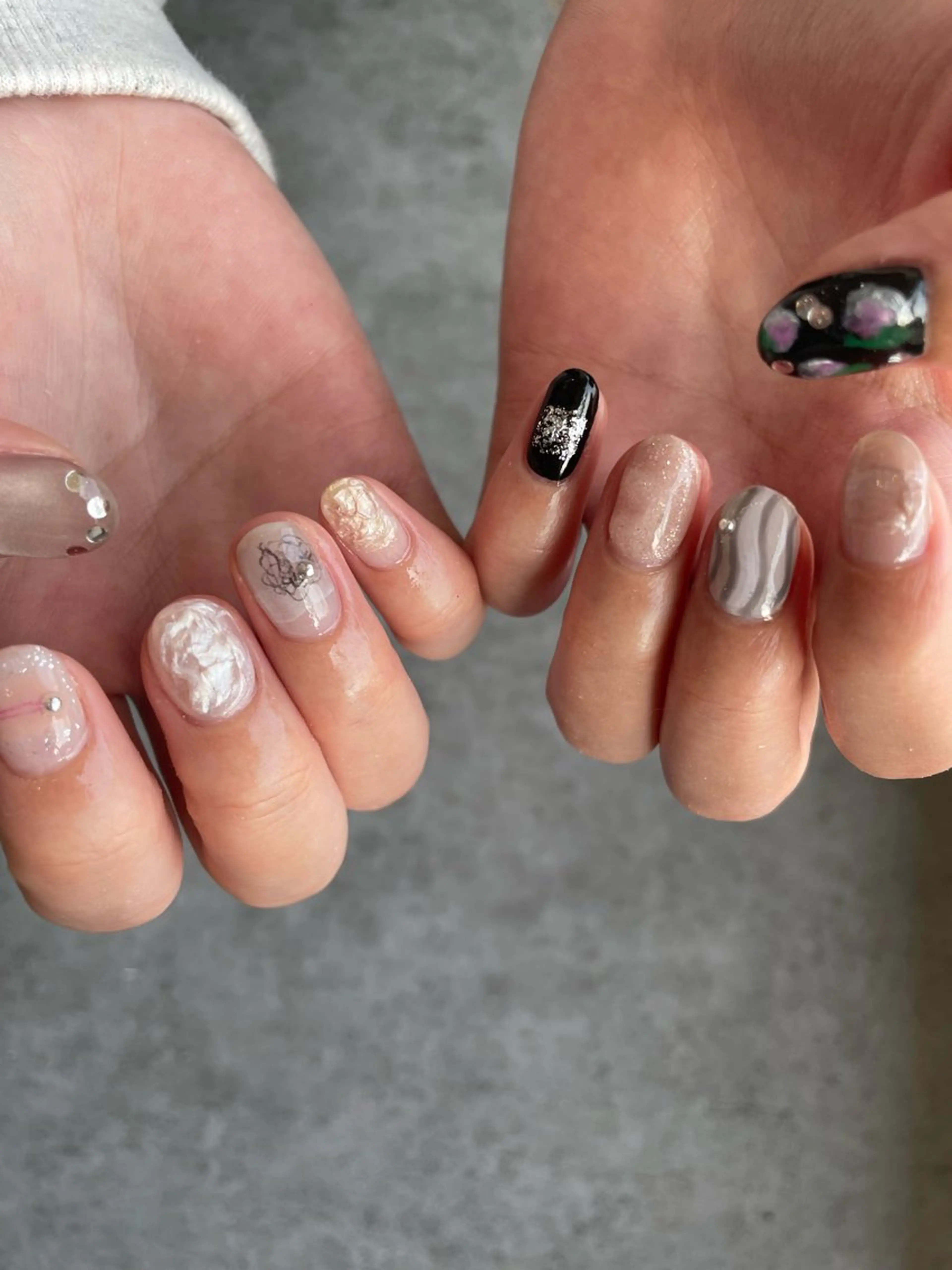 ネイル ニュアンスネイル ハンドネイル 【 Lea's 】 kaedeのネイルデザイン