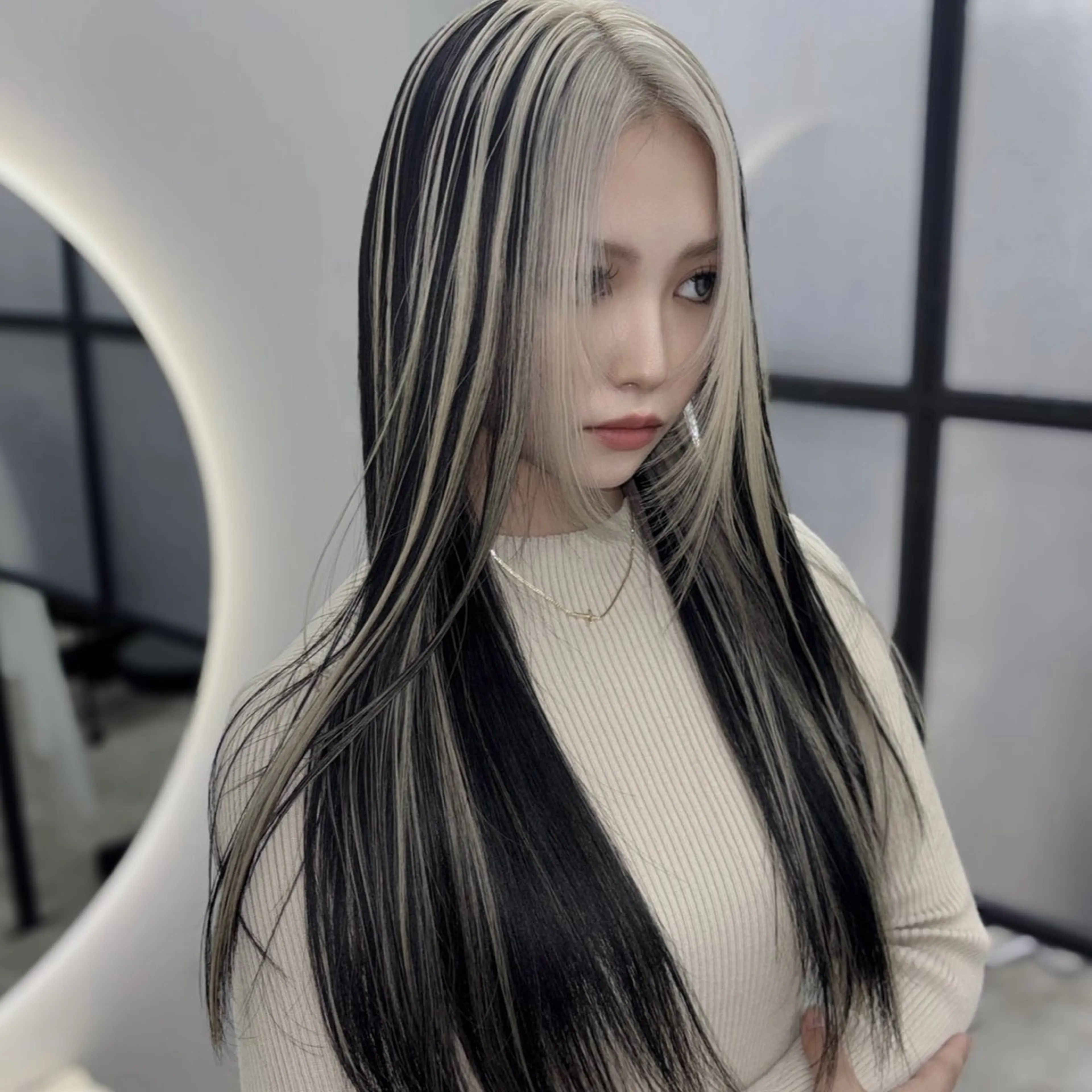 ロング カラー ヘアカラー Ren. 🦋デザインカラーのヘアスタイル