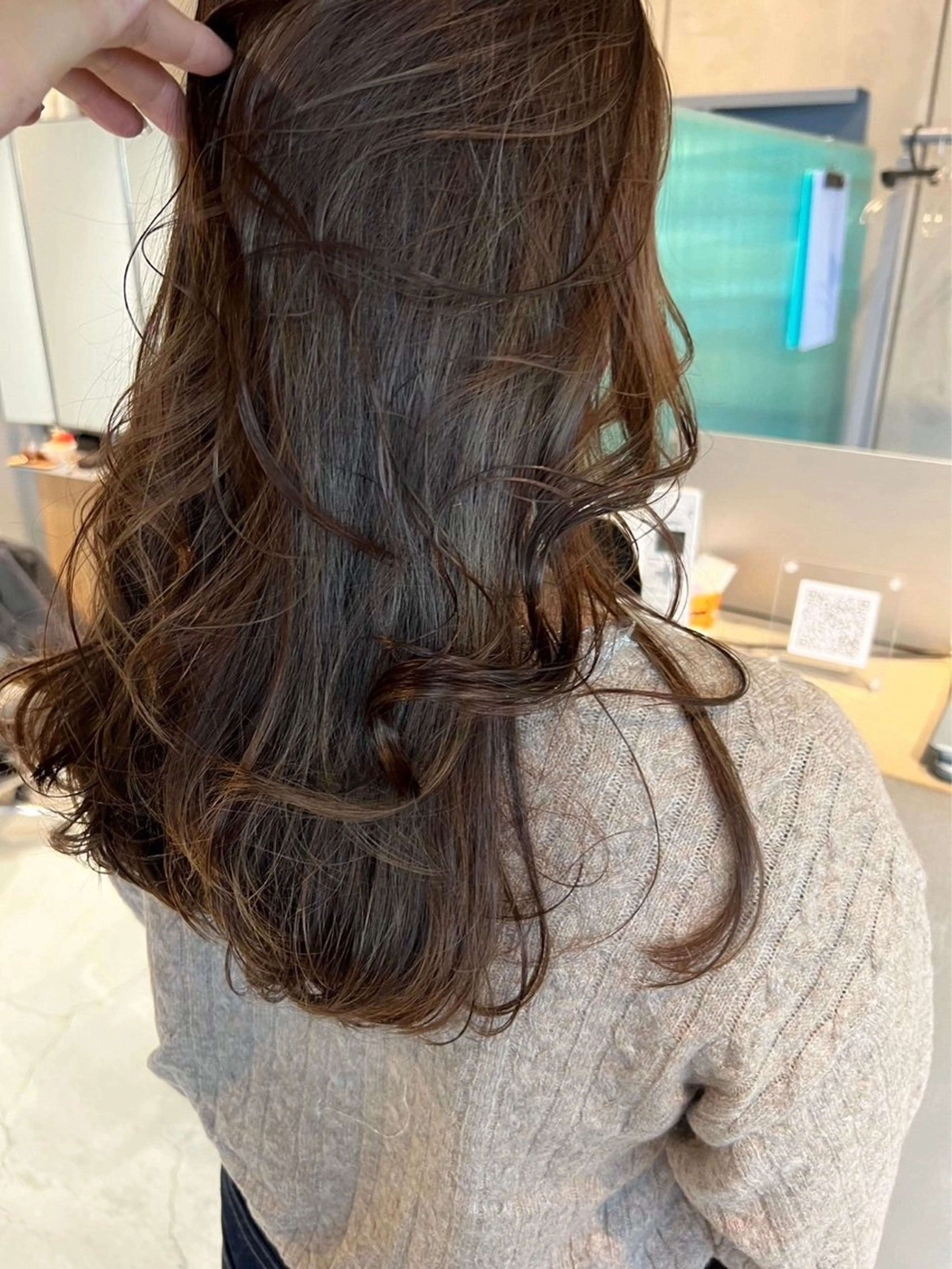 ロング カラー 透明感カラー カット ヘアカラー トリートメント 中瀬愛梨 /ロカリタ/三条のヘアスタイル