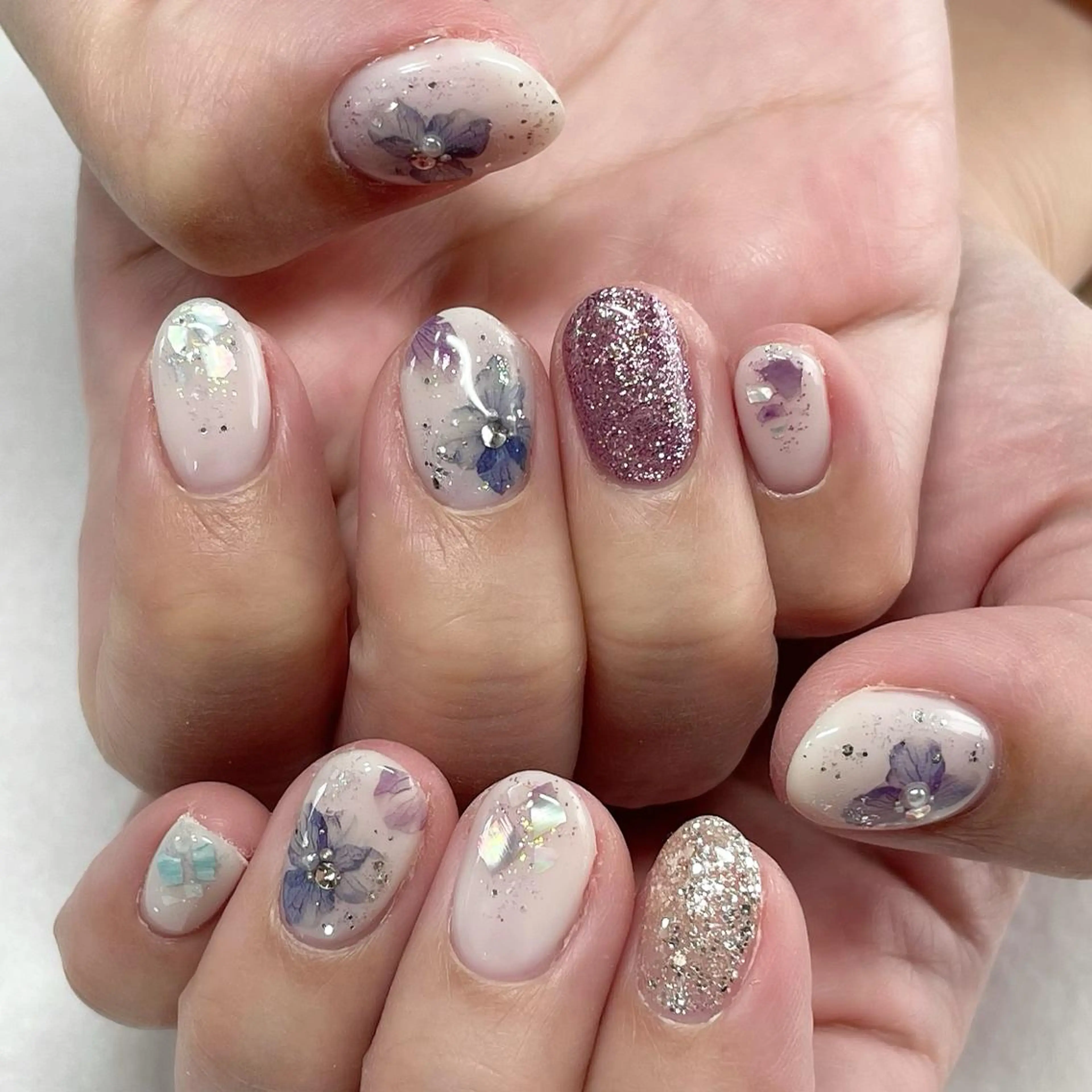 ネイル ジェルネイル 東 千夏のネイルデザイン