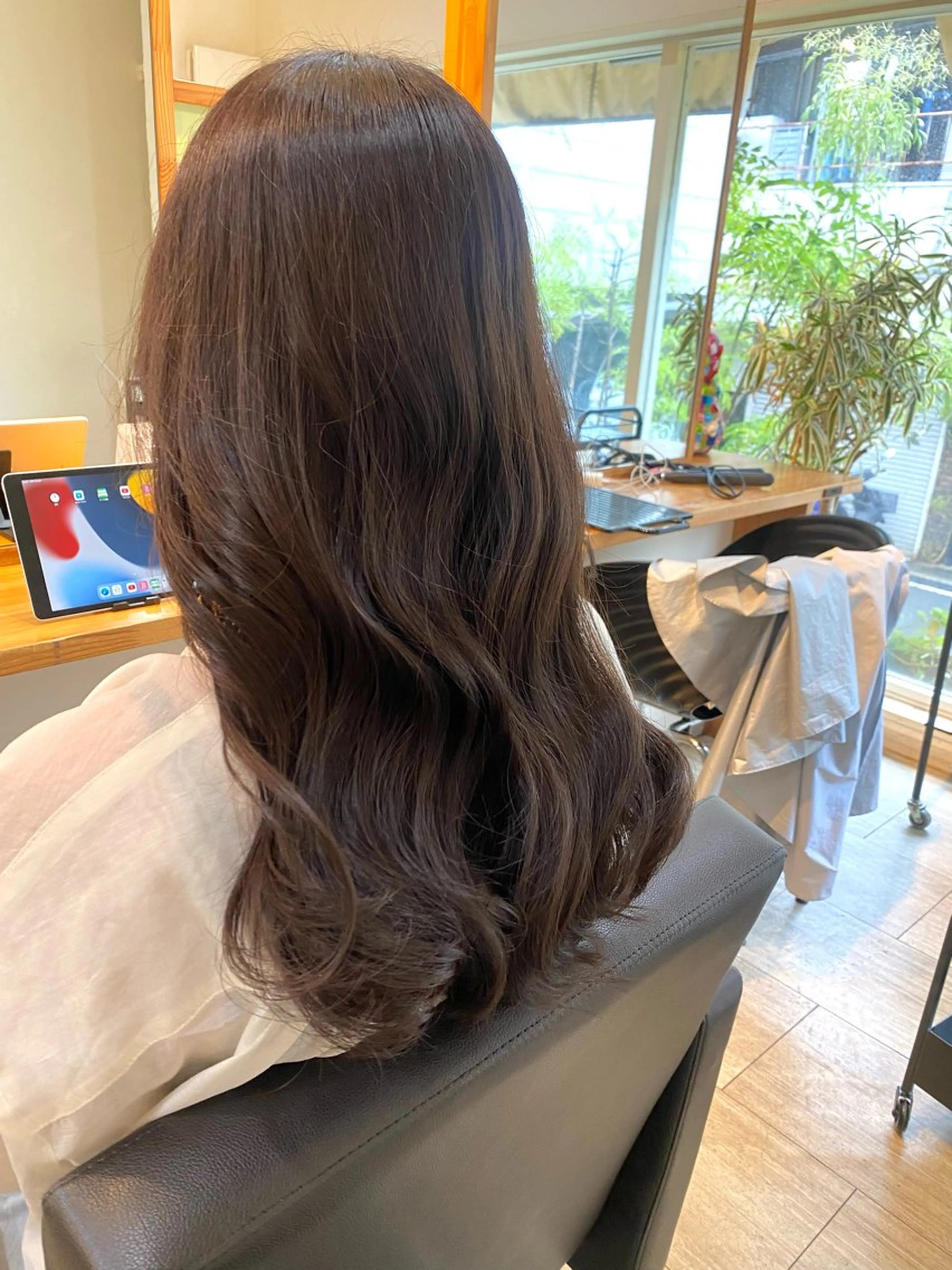 セミロング カラー 和歌山髪質改善 那須優太のヘアスタイル