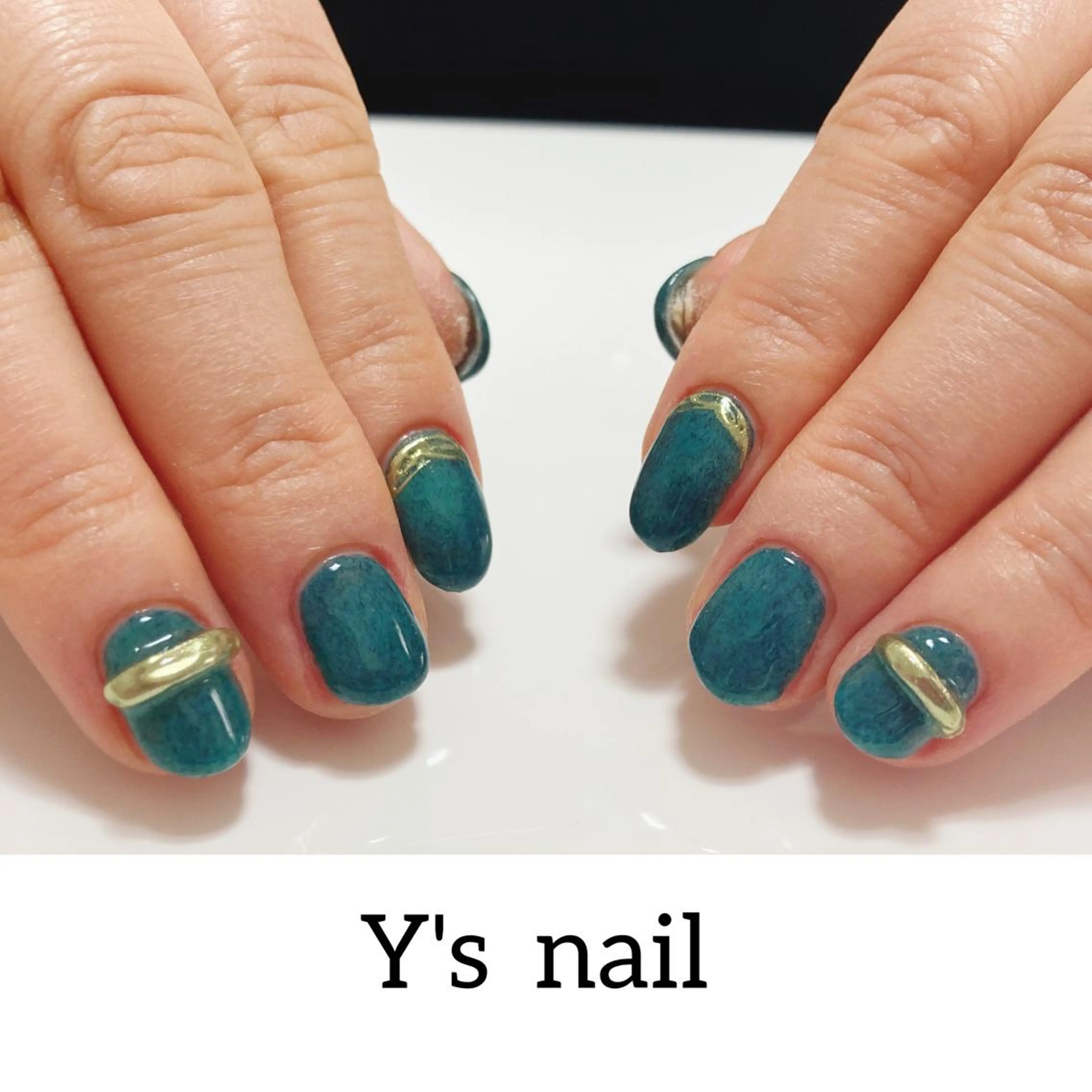 ネイル 冬ネイル 手書きが得意🖌️ Y’s  nailのネイルデザイン