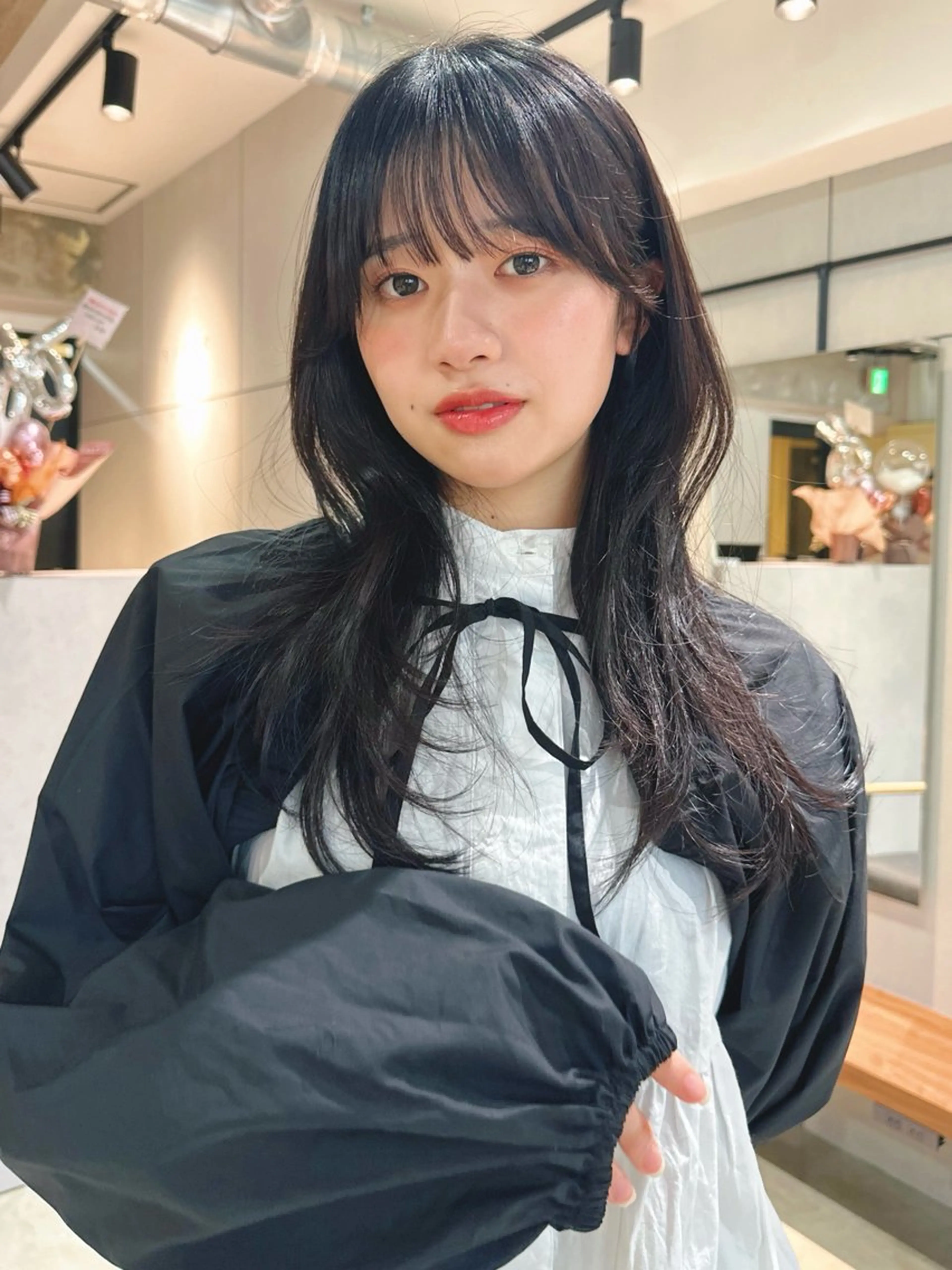 ロング カラー パーマ 🫧小顔×似合わせ× 透明感カラー🫧のヘアスタイル