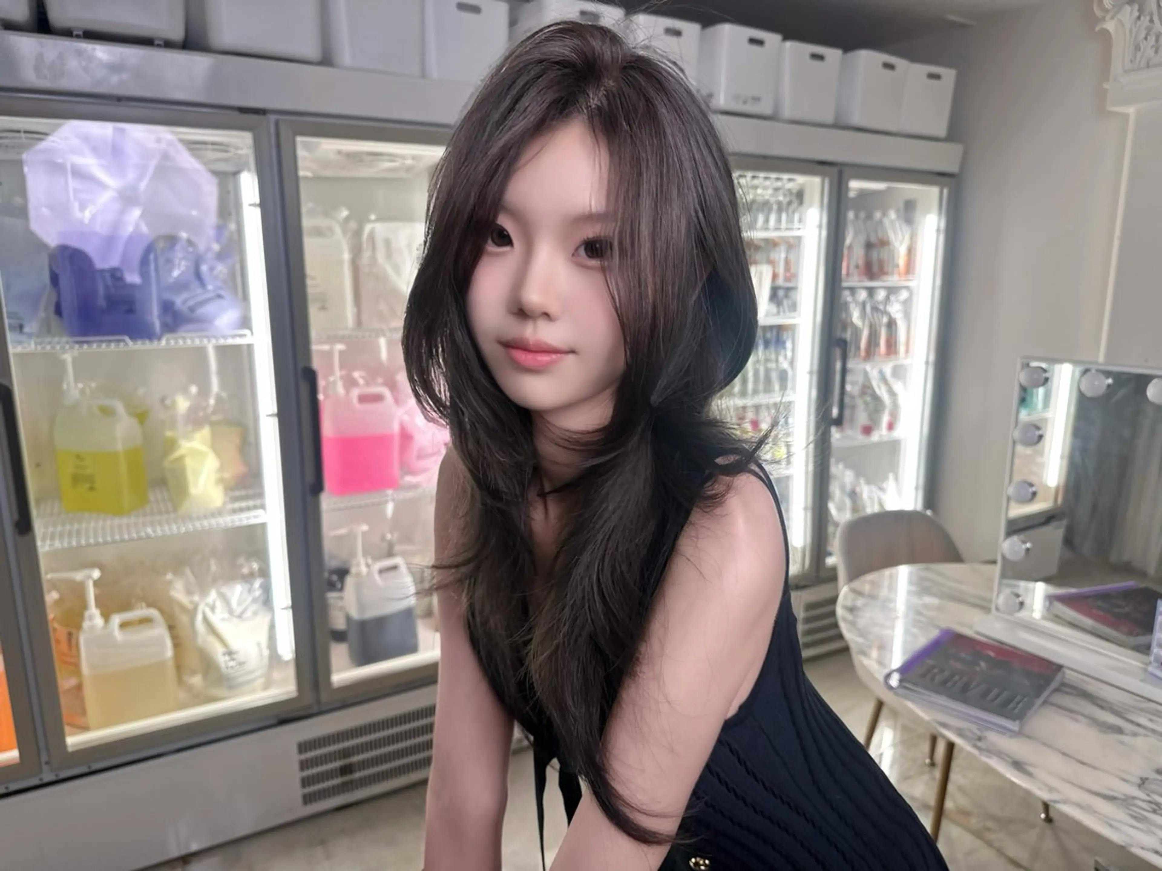 ロング カラー カット ヘアカラー トリートメント RiA/レイヤーカッ ト/ハッシュカットのヘアスタイル