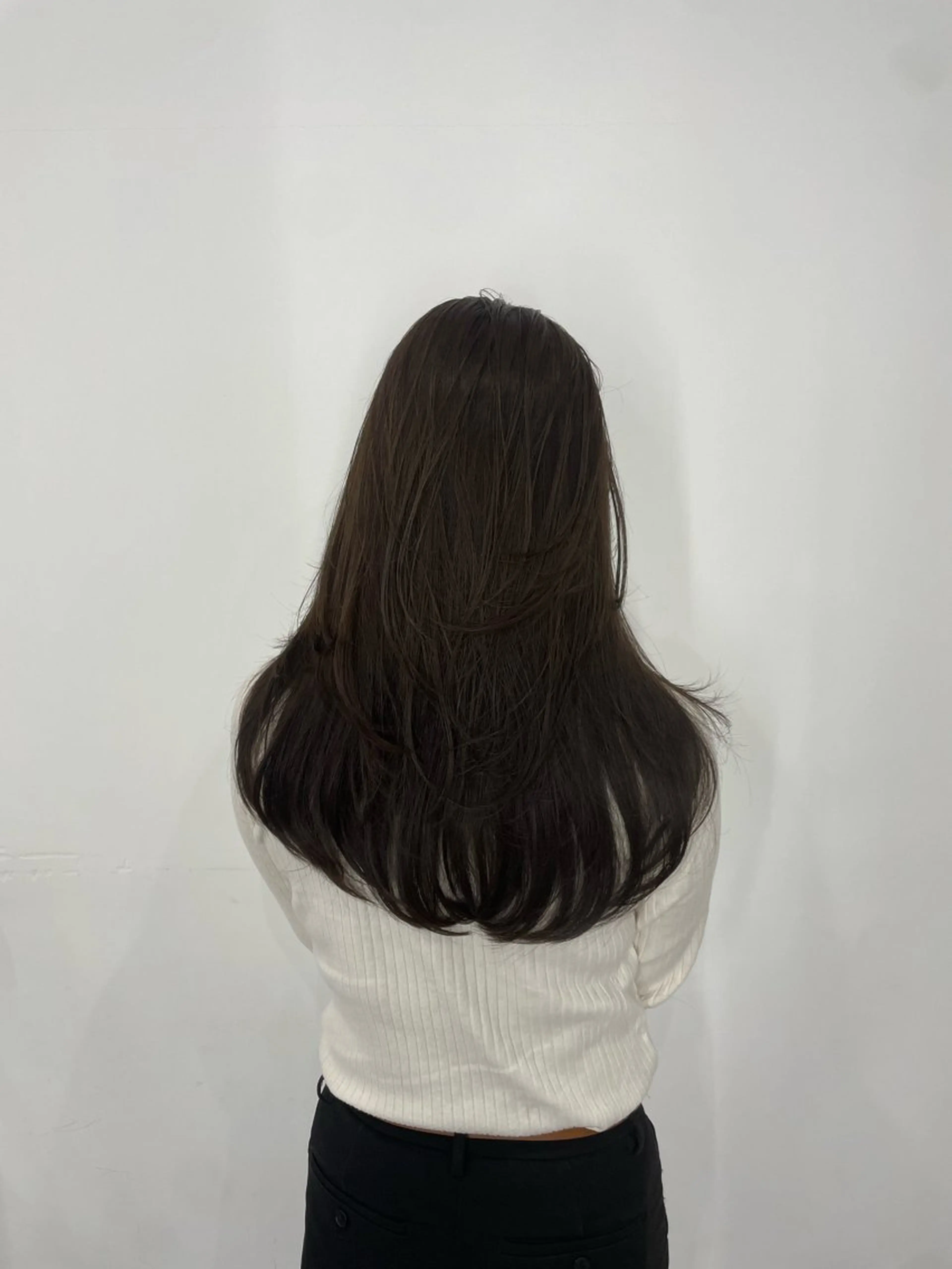 ロング レイヤーカット 艶カラー✨レイヤー 𝐚𝐲𝐚𝐤𝐚のヘアスタイル