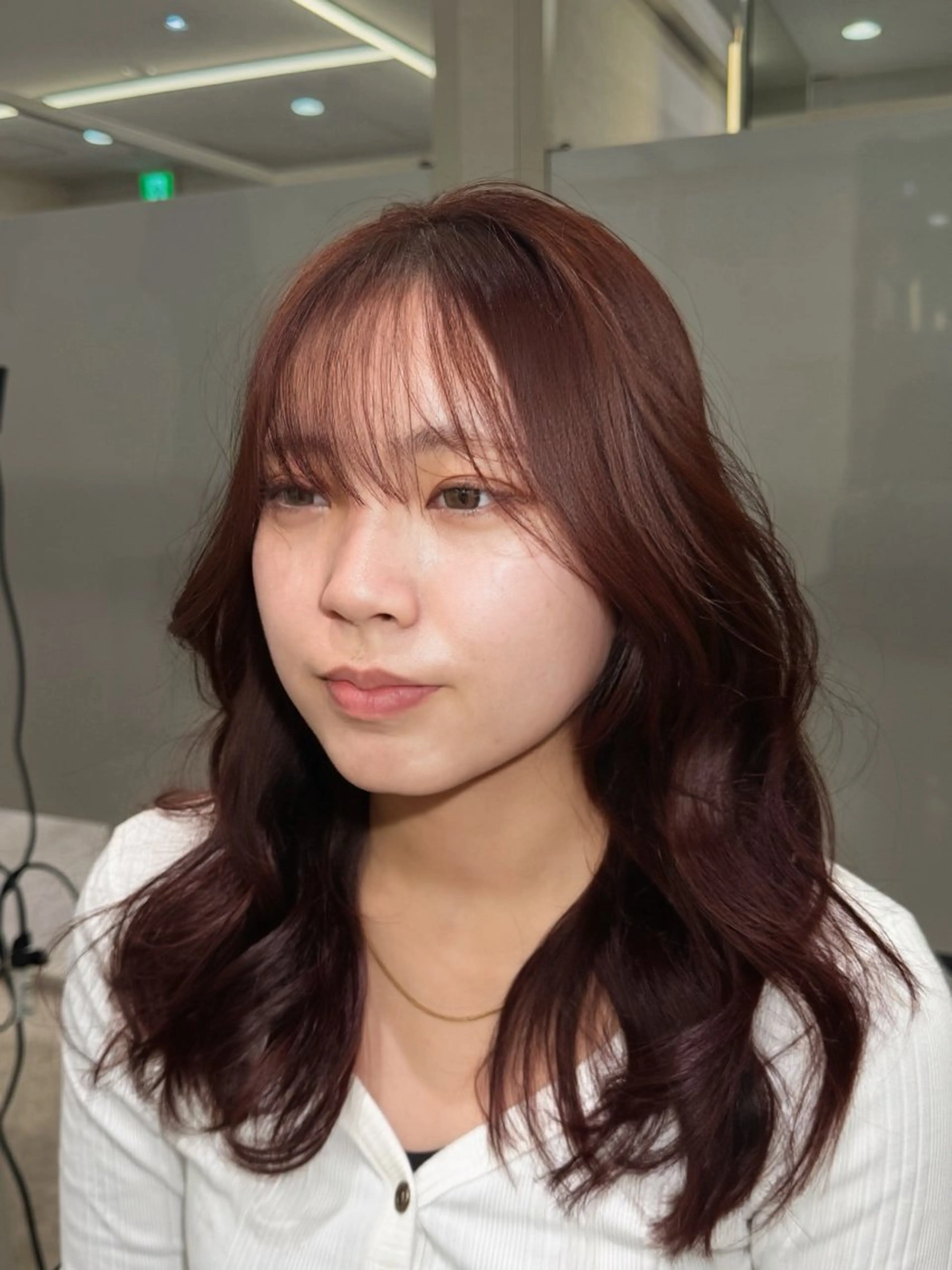 セミロング カット ヘアカラー 平田 七海のヘアスタイル