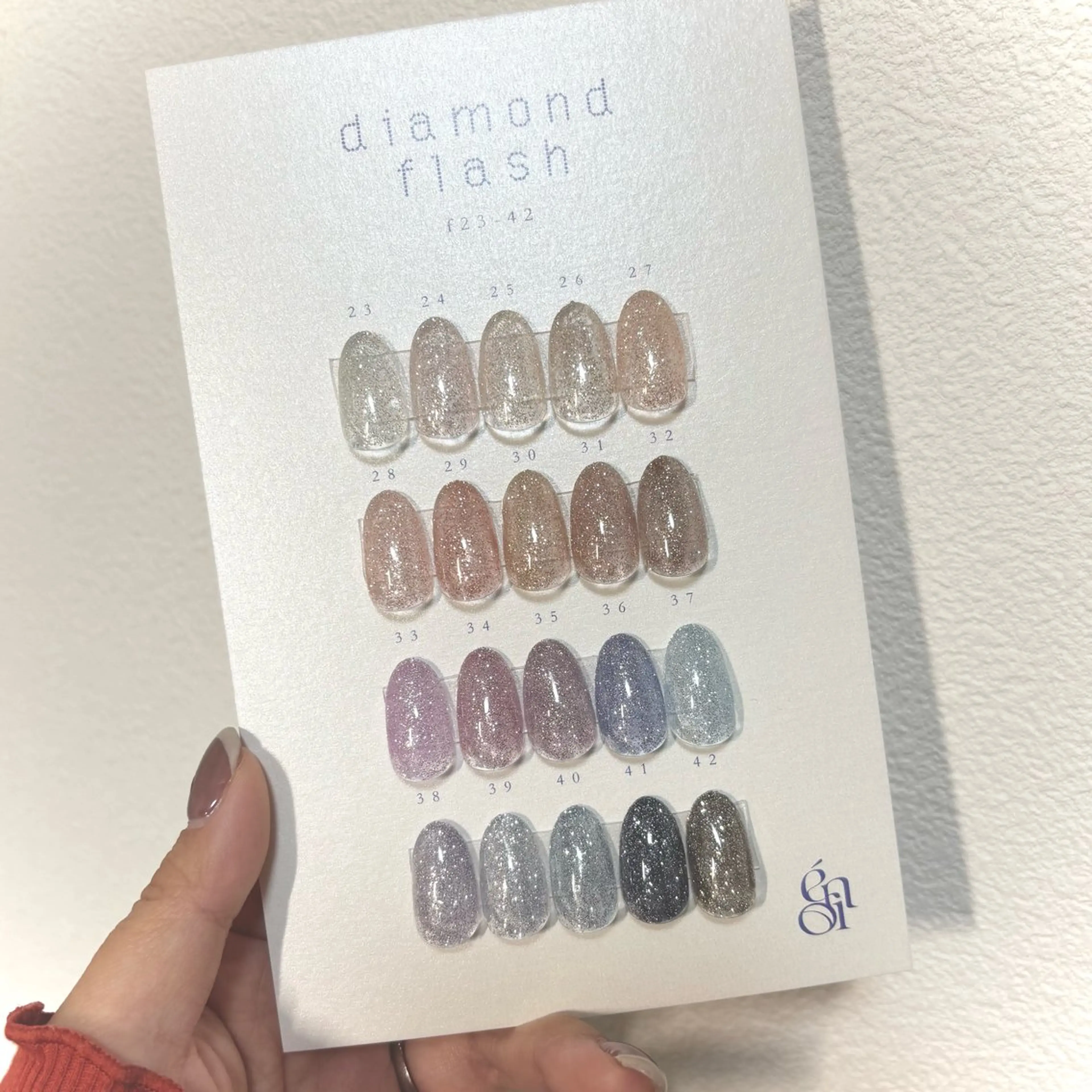 ネイル フラッシュネイル グラデーション キラキラネイル ワンカラーネイル ハンドネイル nail salon Lanaのネイルデザイン