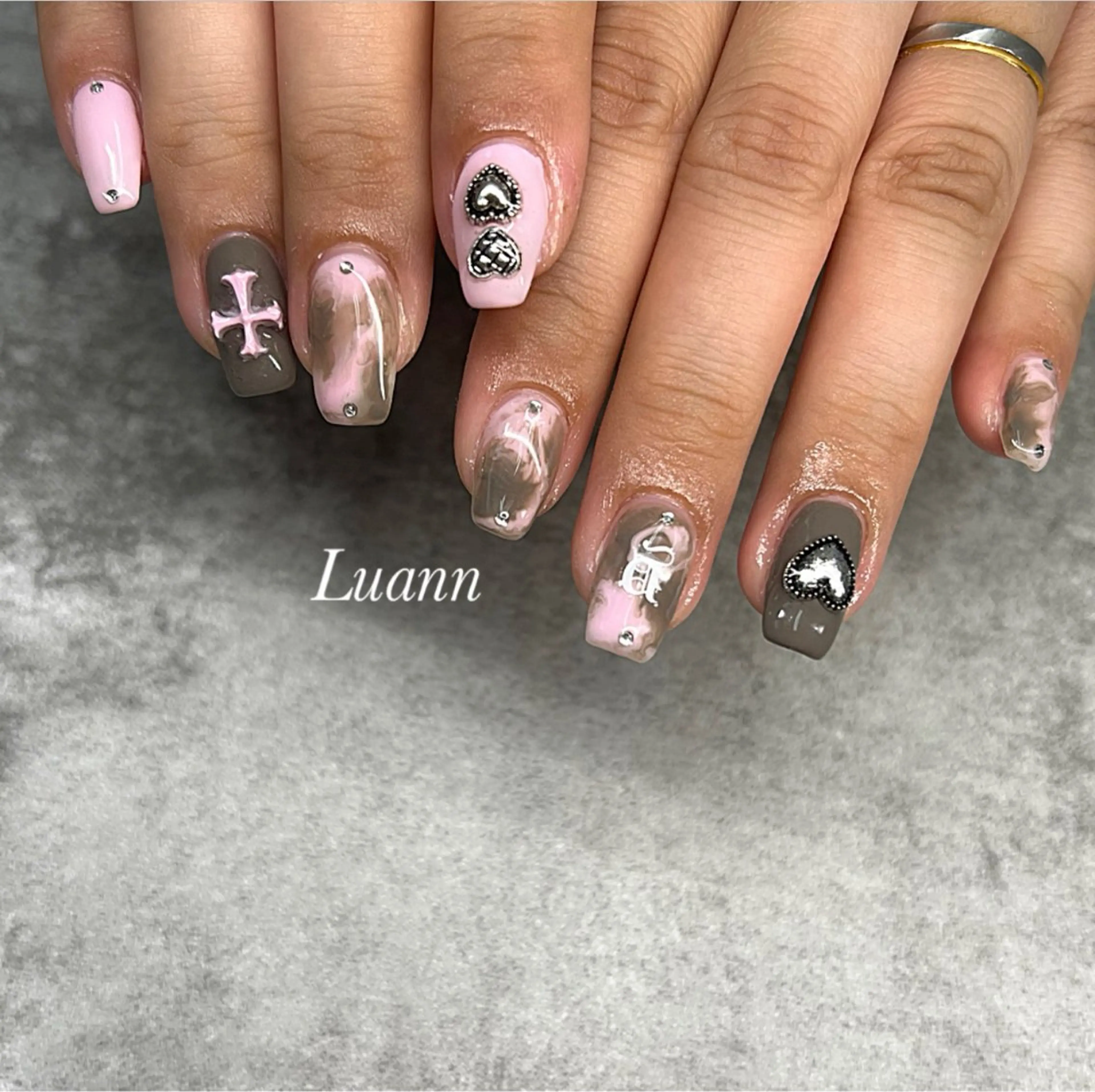 ネイル 韓国ネイル ニュアンスネイル ピンク ハンドネイル Luann nail Sakiのネイルデザイン