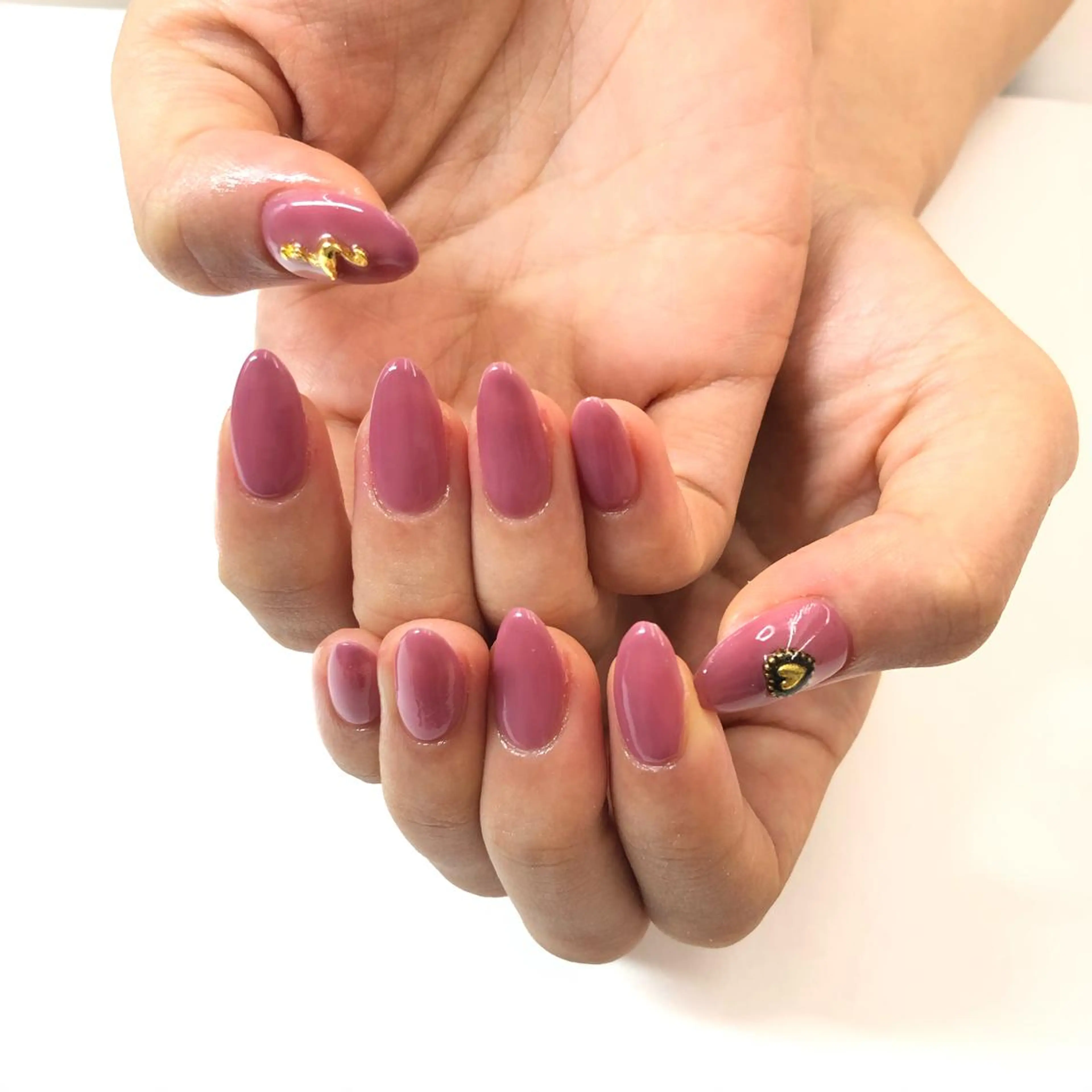 ネイル ワンカラーネイル ハンドネイル Minami 🍓のネイルデザイン