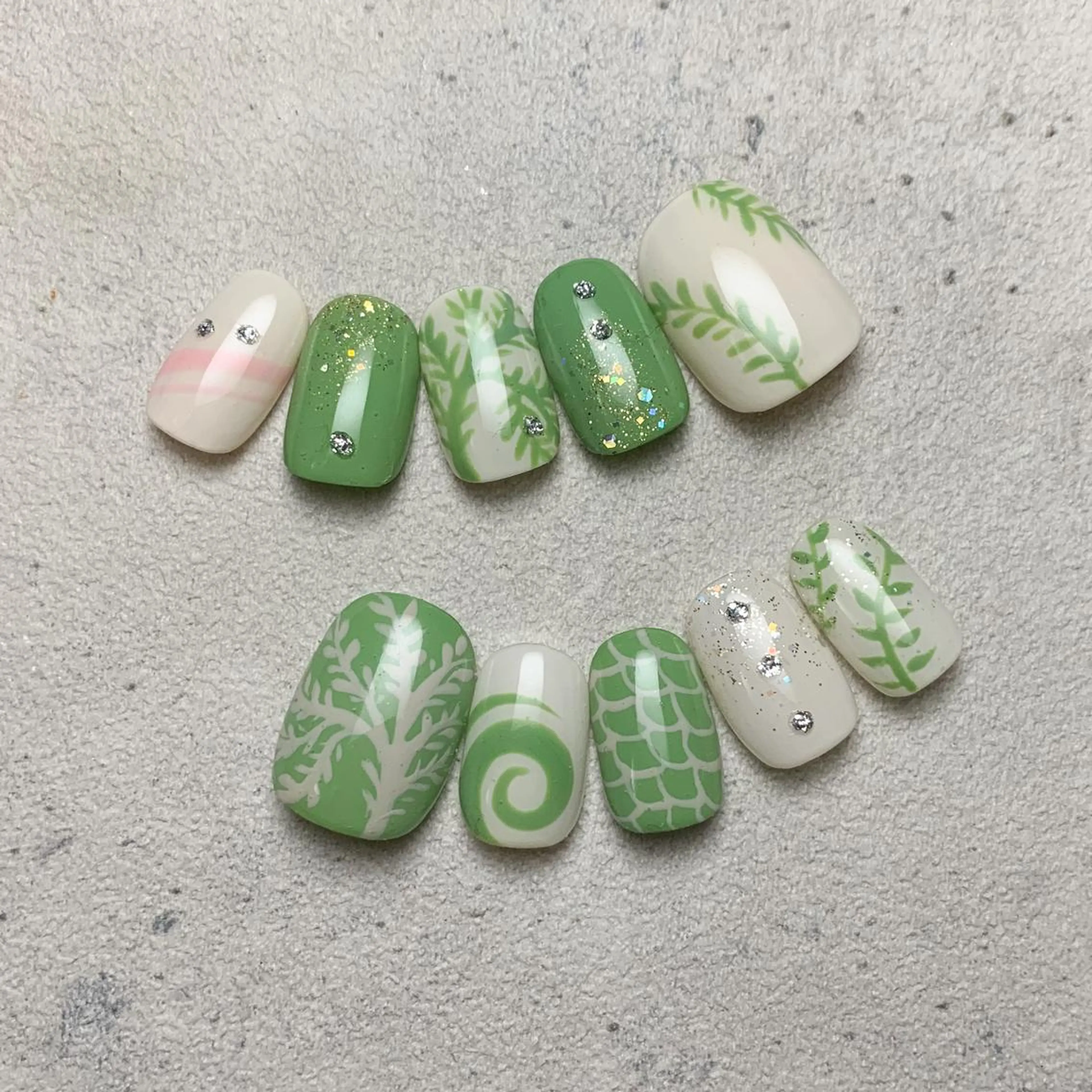 ネイル FIORITURA aiのネイルデザイン