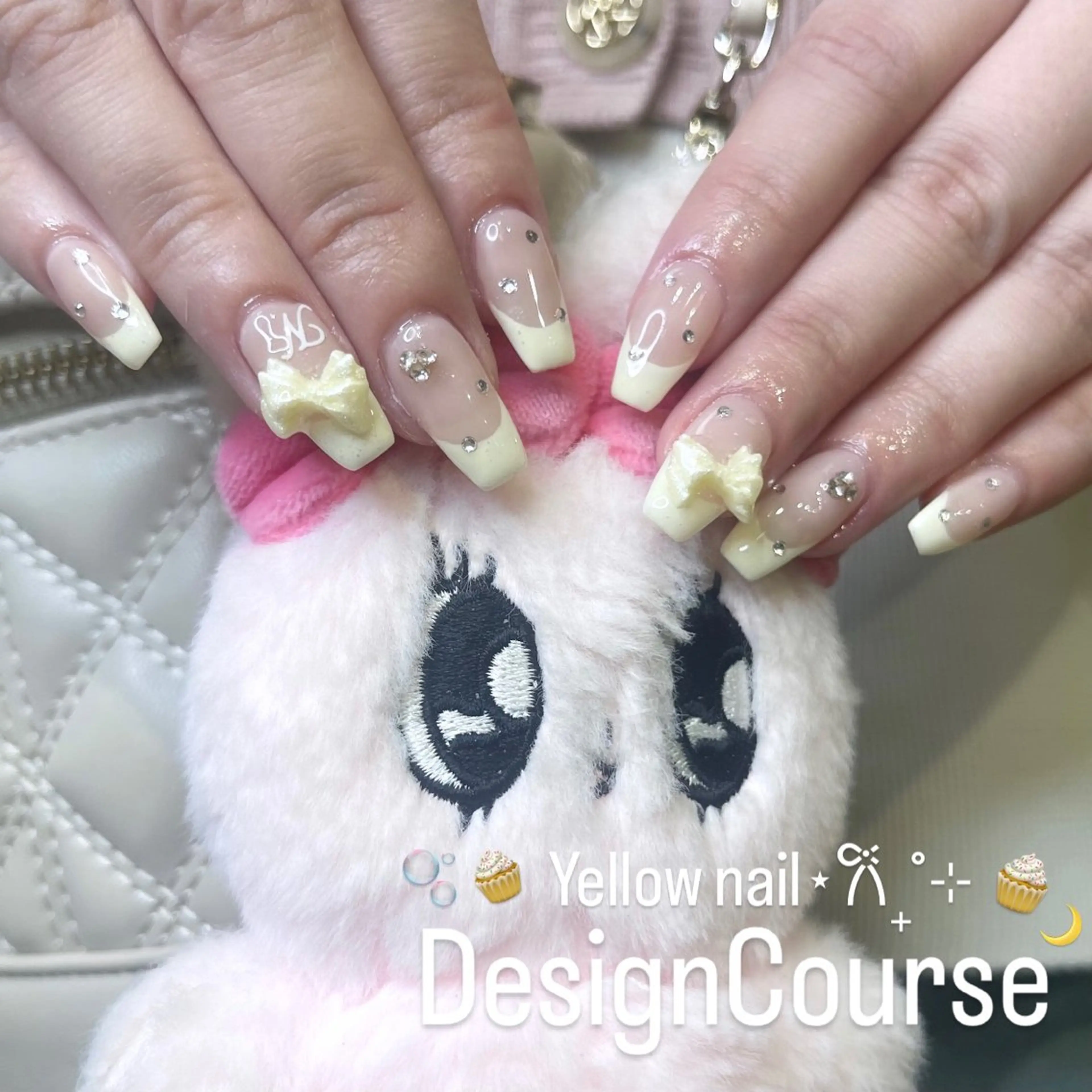 ネイル ハンドネイル 🧁fein. nana🩵のネイルデザイン