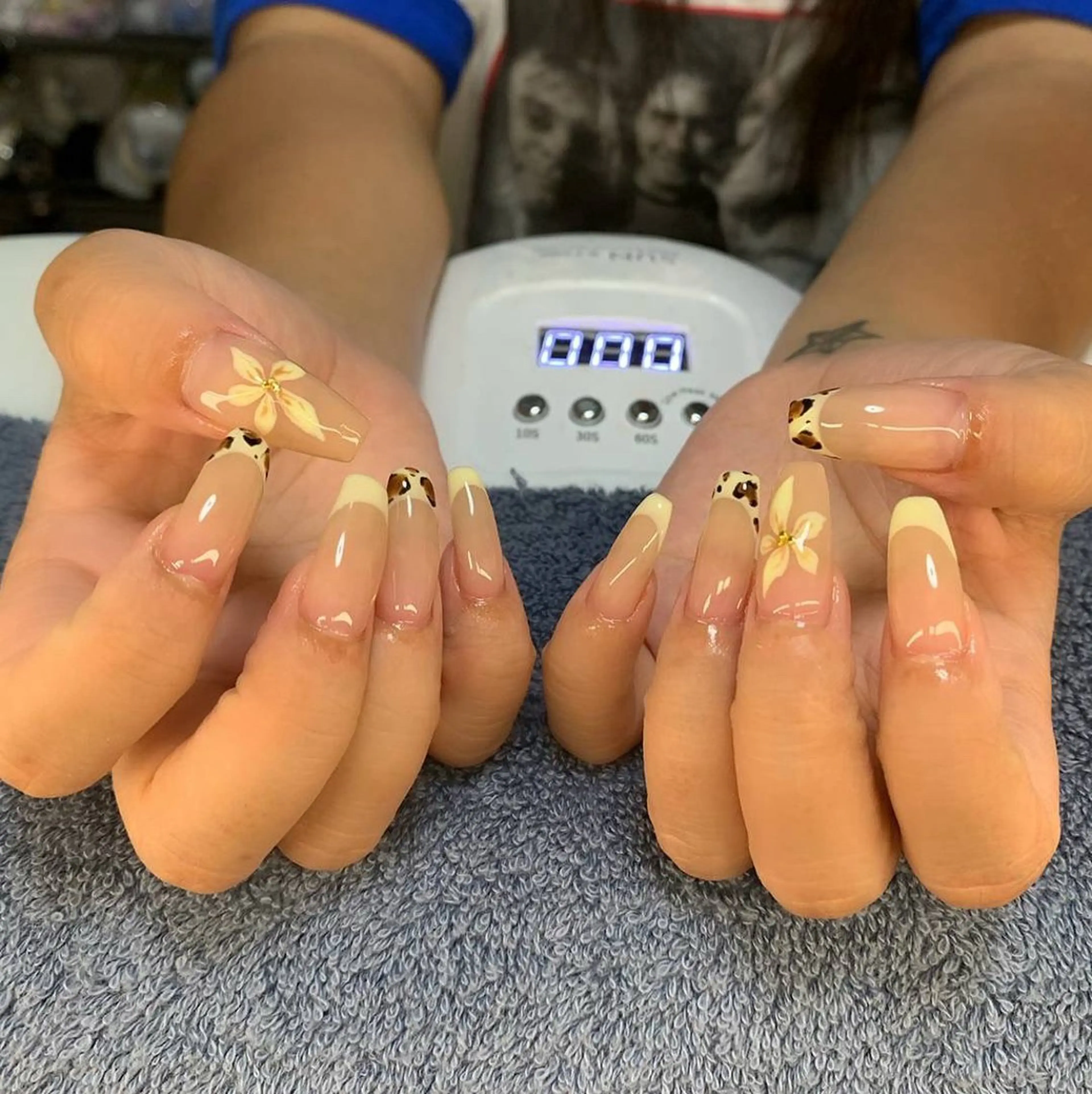 ネイル ハンドネイル フットネイル MHR nailのネイルデザイン