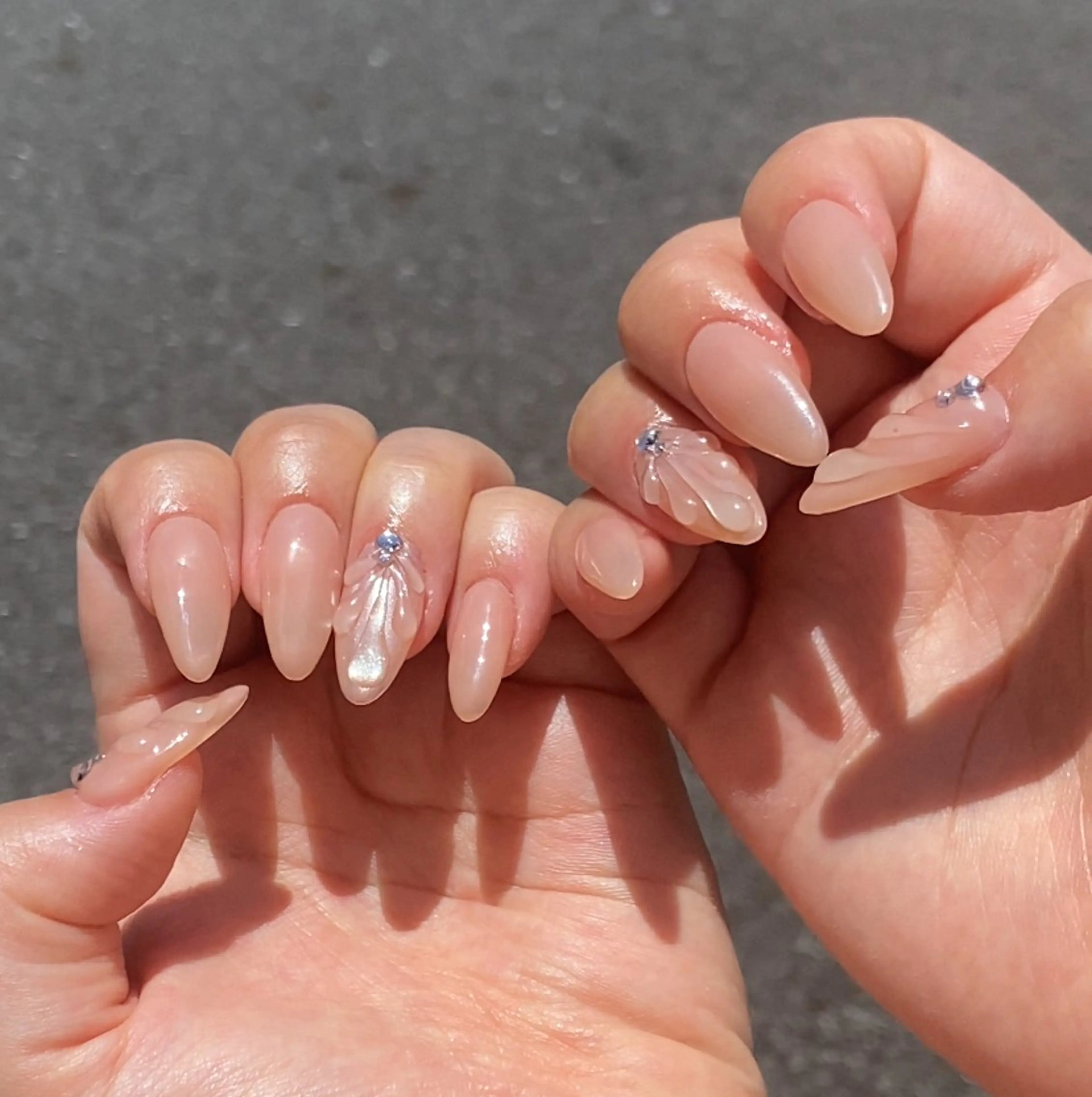 夏ネイルデザイン、自爪ネイル、フレンチの写真