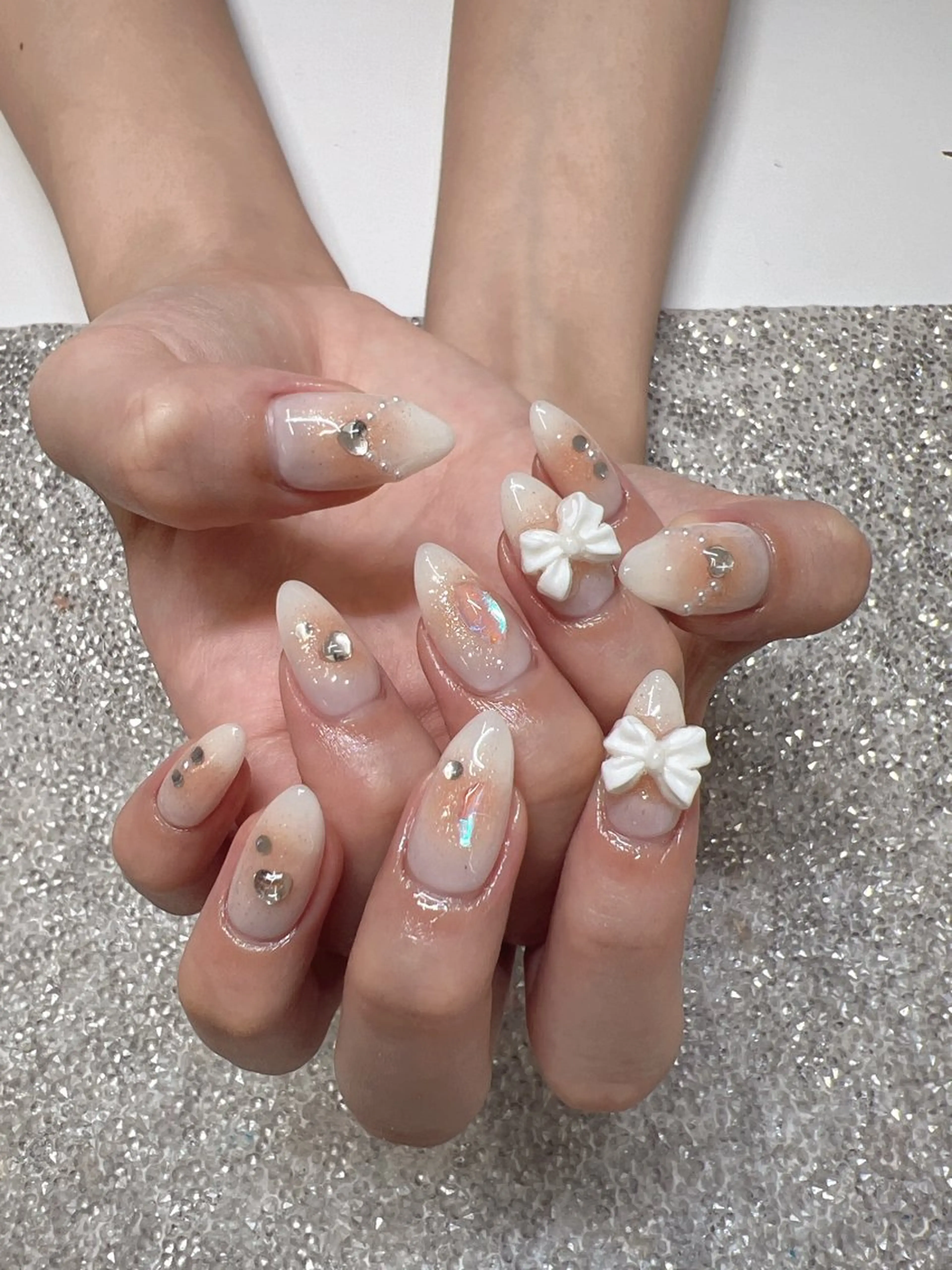 ネイル ガレンドウ 白澤 愛子のネイルデザイン