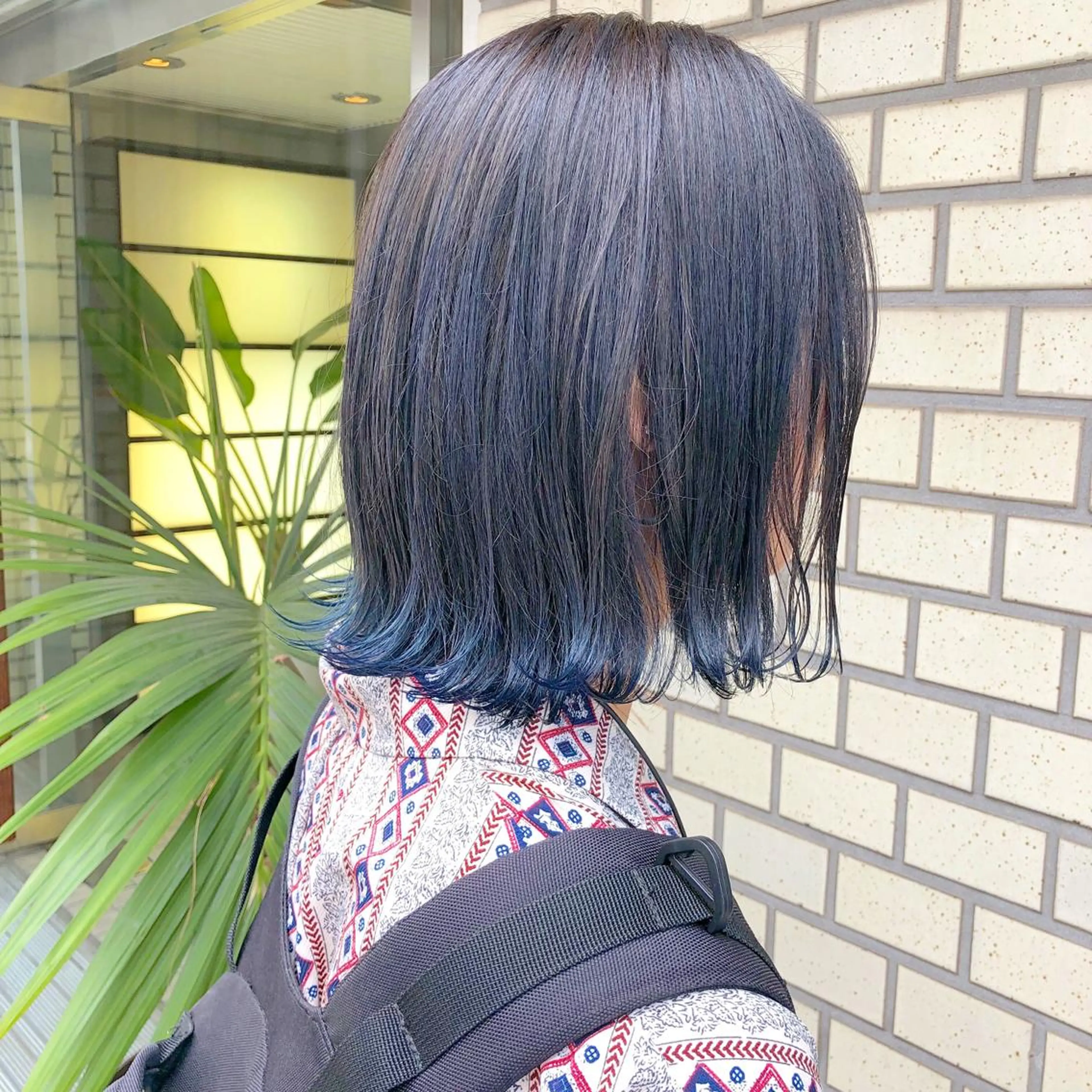 ミディアム カラー パーマ ヘアアレンジ ブルーカラー ヘアカラー ハイトーン特化🤍 浦住のヘアスタイル