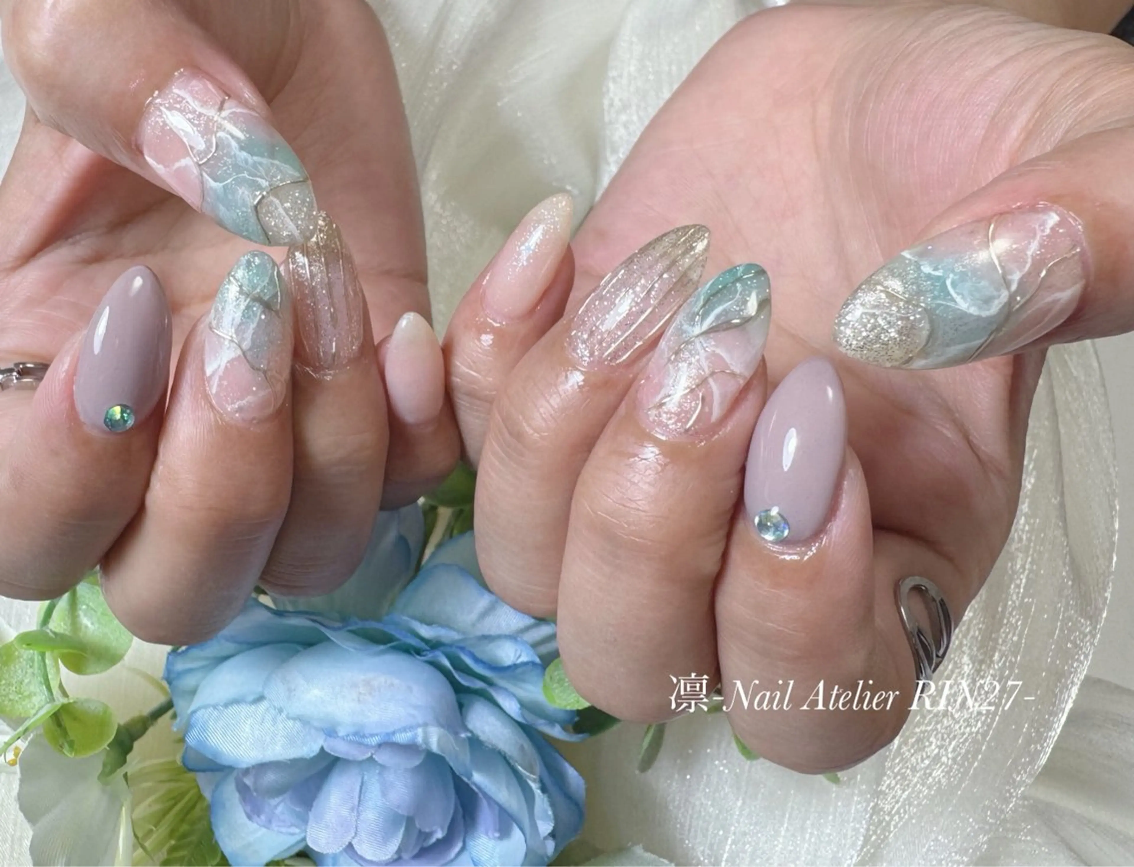 ネイル 持ち込み ハンドネイル ハンドケア 立川 紋歌のネイルデザイン