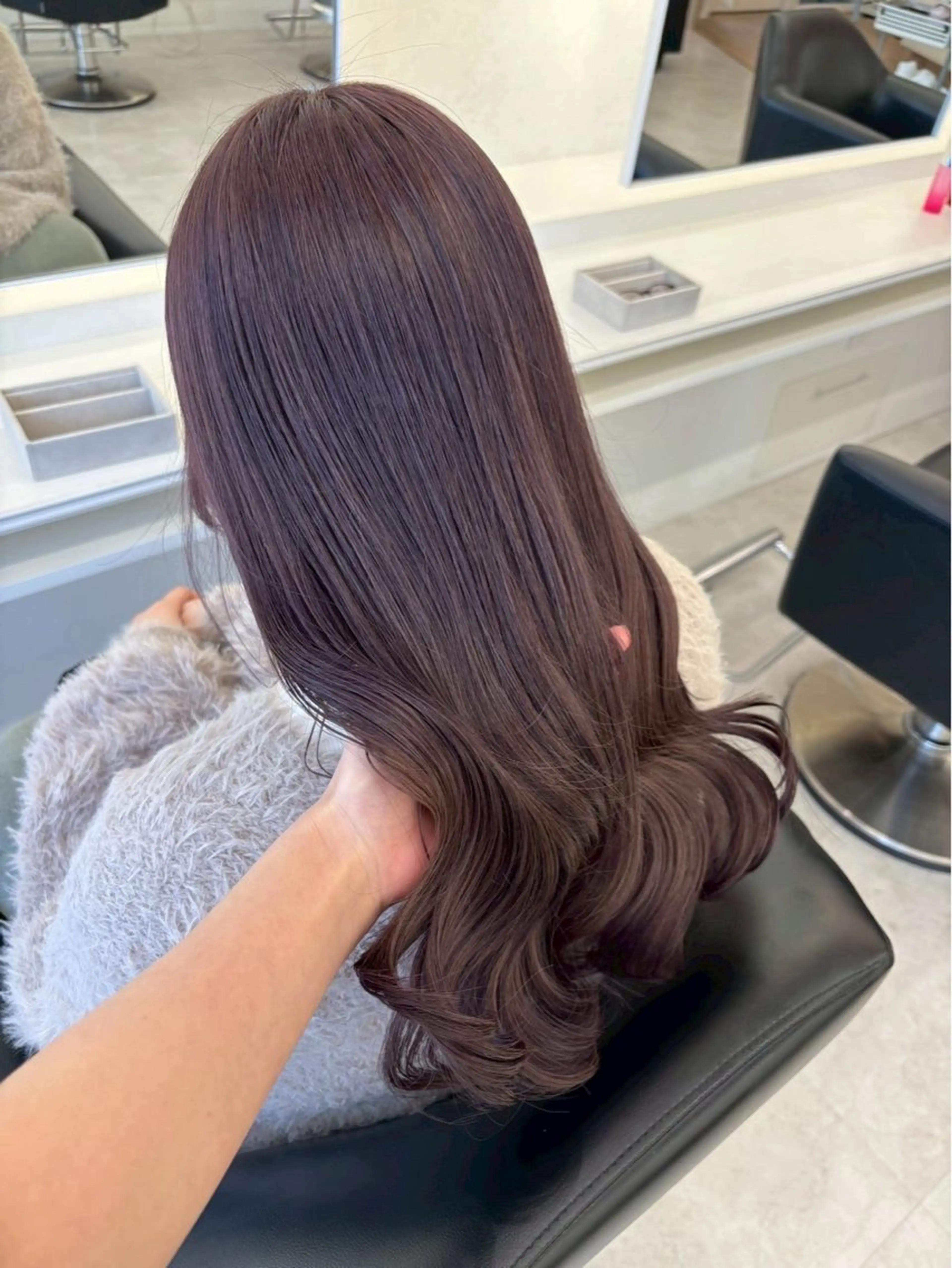セミロング カラー ヘアカラー ParveMix 🩶🫧入江 香名のヘアスタイル