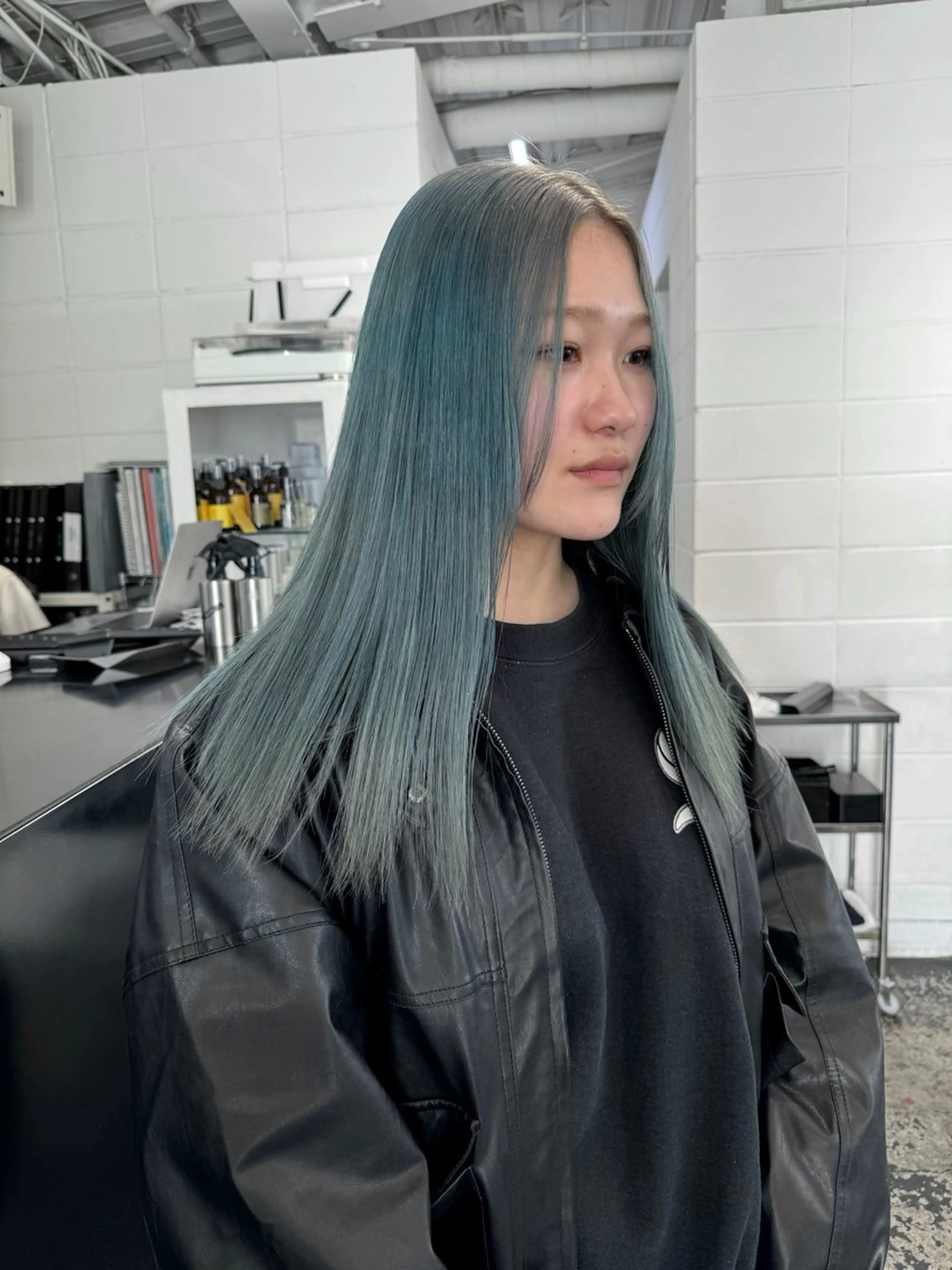 ロング カラー ヘアアレンジ ブリーチ ミント カット ヘアカラー トリートメント 艶ハイトーン/ヘア アレンジAYAKAのヘアスタイル