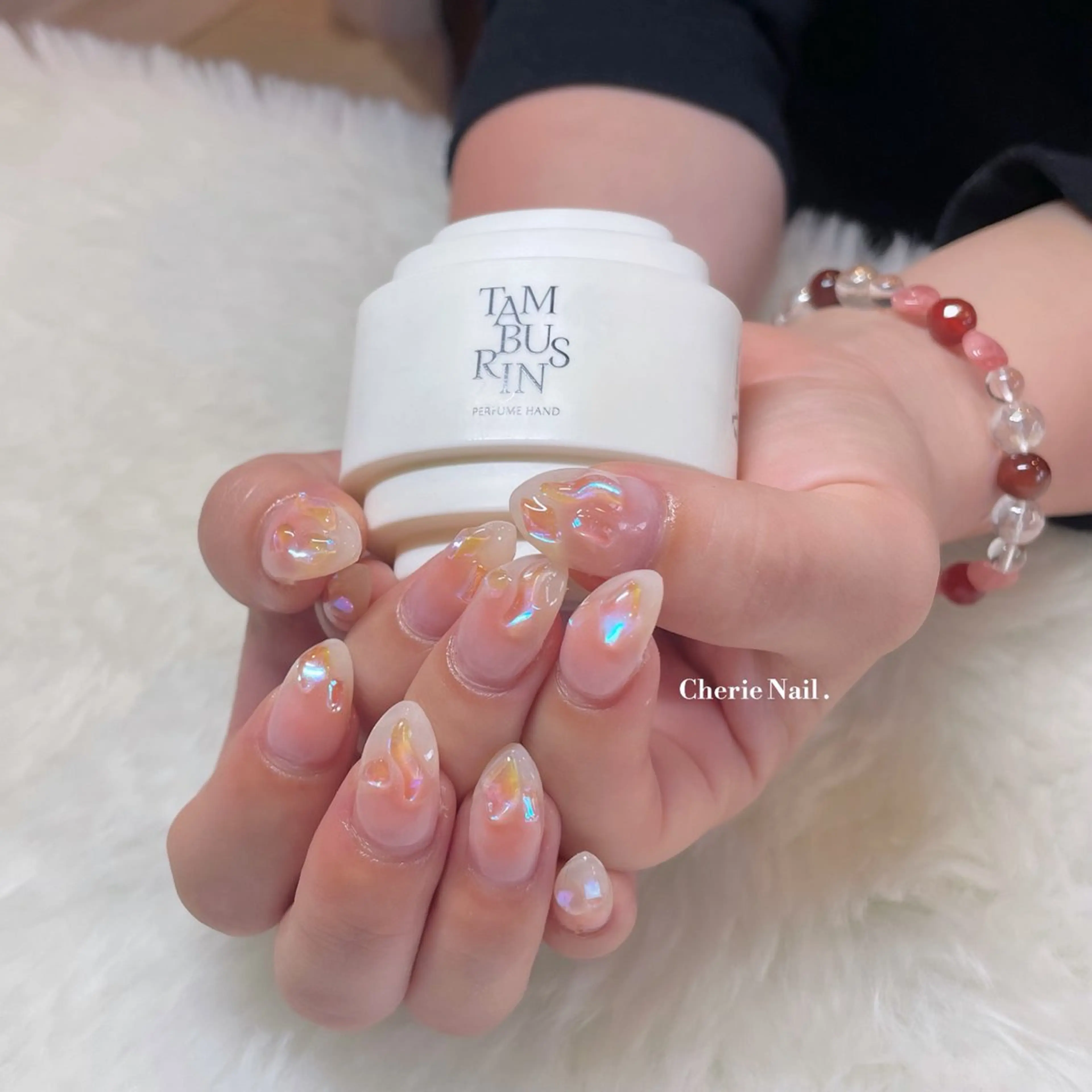 ネイル オーロラネイル チークネイル Cherie Nailのネイルデザイン