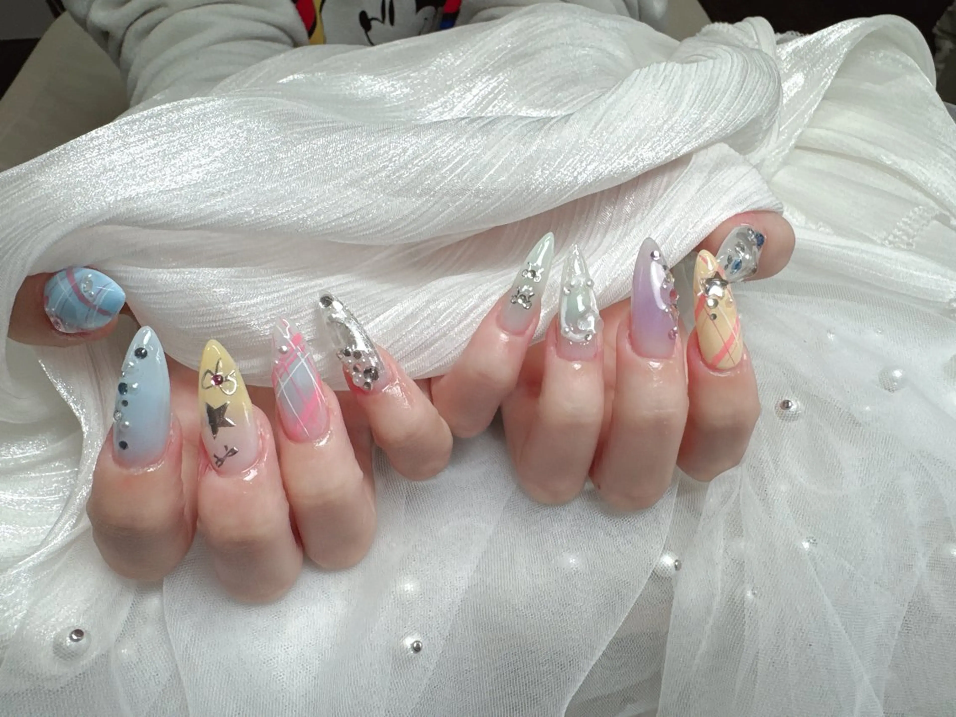 ネイル ハンドネイル EN salon💅 🦋もり💕のネイルデザイン