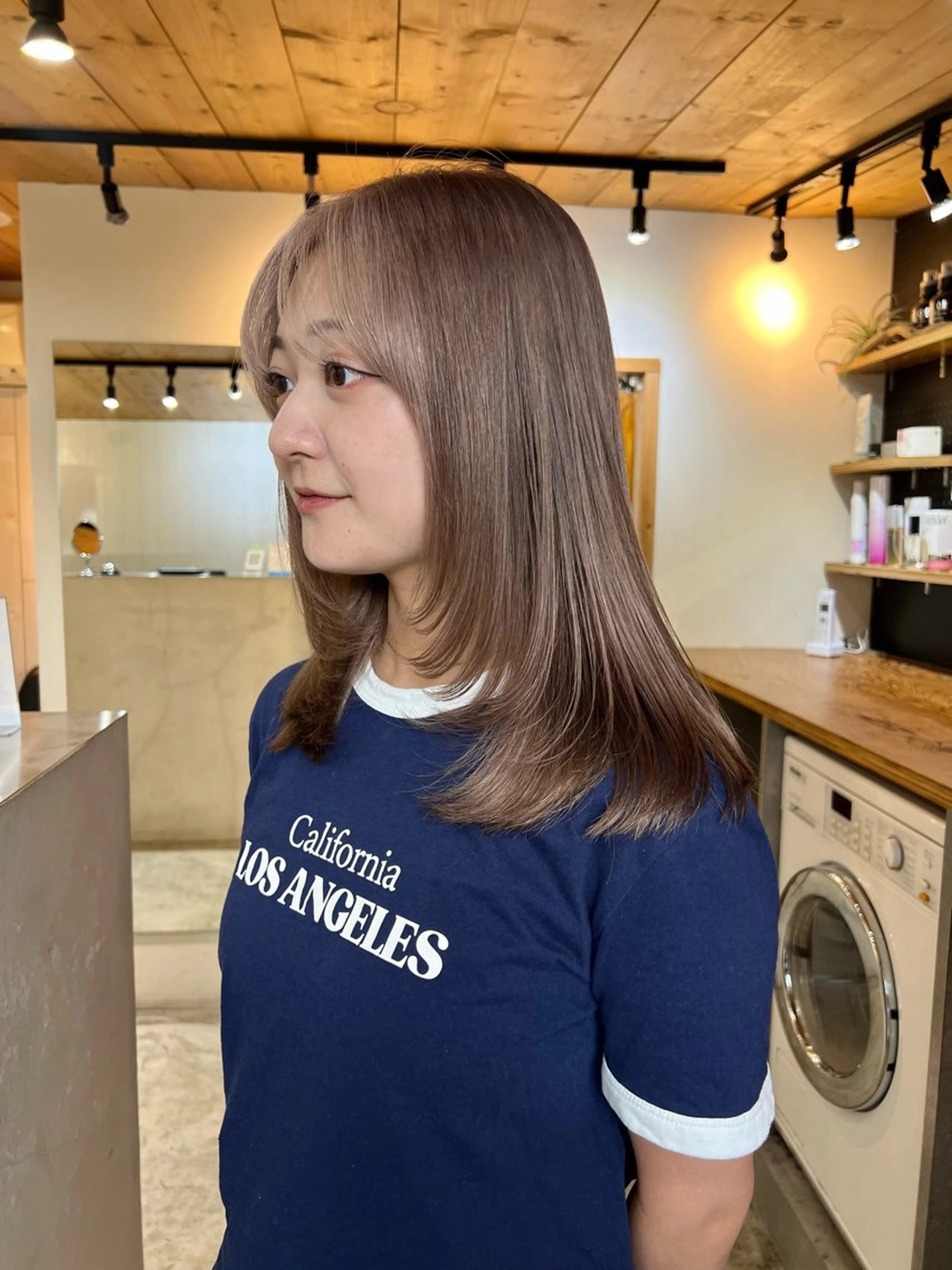 ミディアム ヘアカラー 暖色カラー/レイヤー カット☁️MEI☁️のヘアスタイル