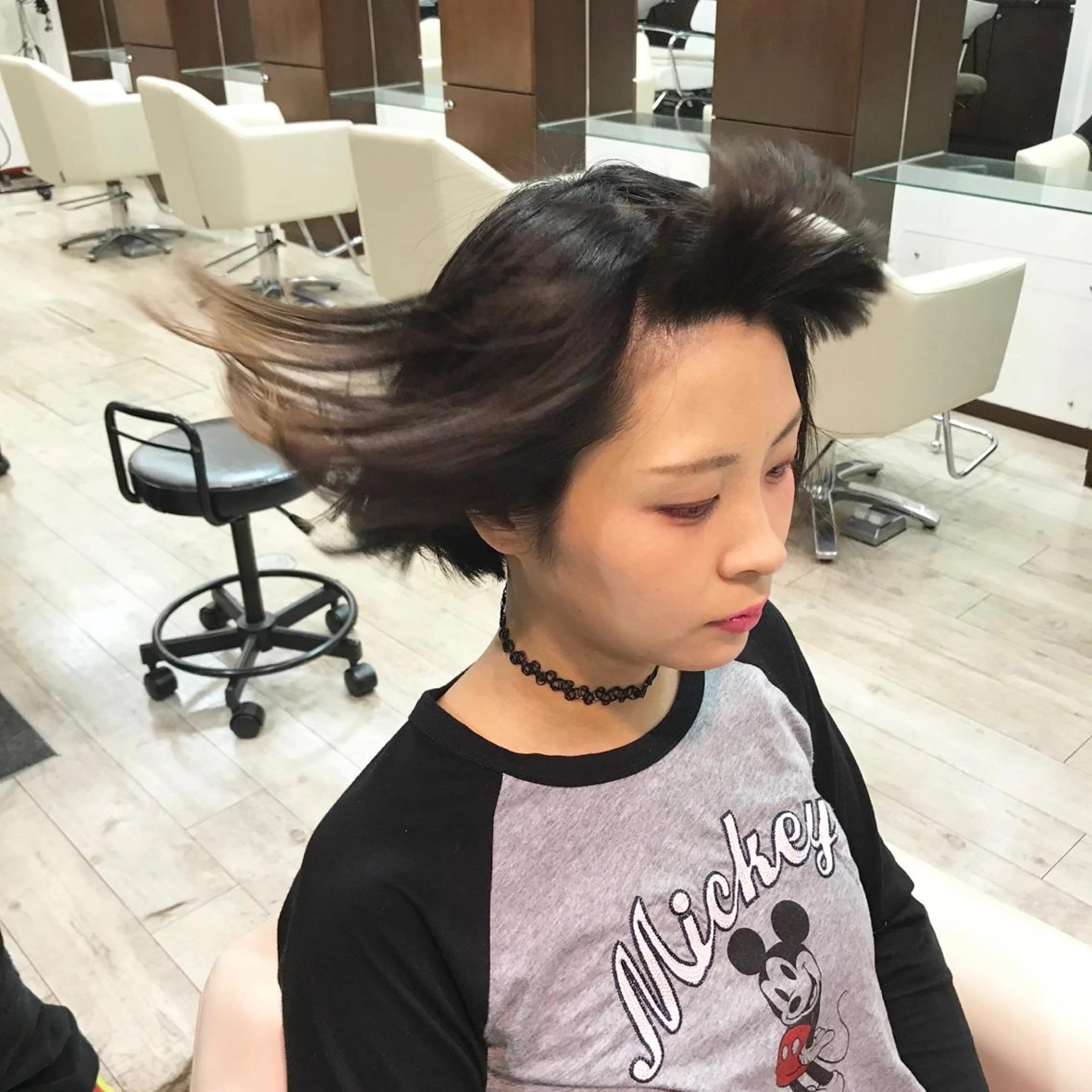 ショート カラー パーマ ヘアアレンジ メンズ キッズ ネイル マツエク・マツパ ドライ カット✂️髪質改善のヘアスタイル