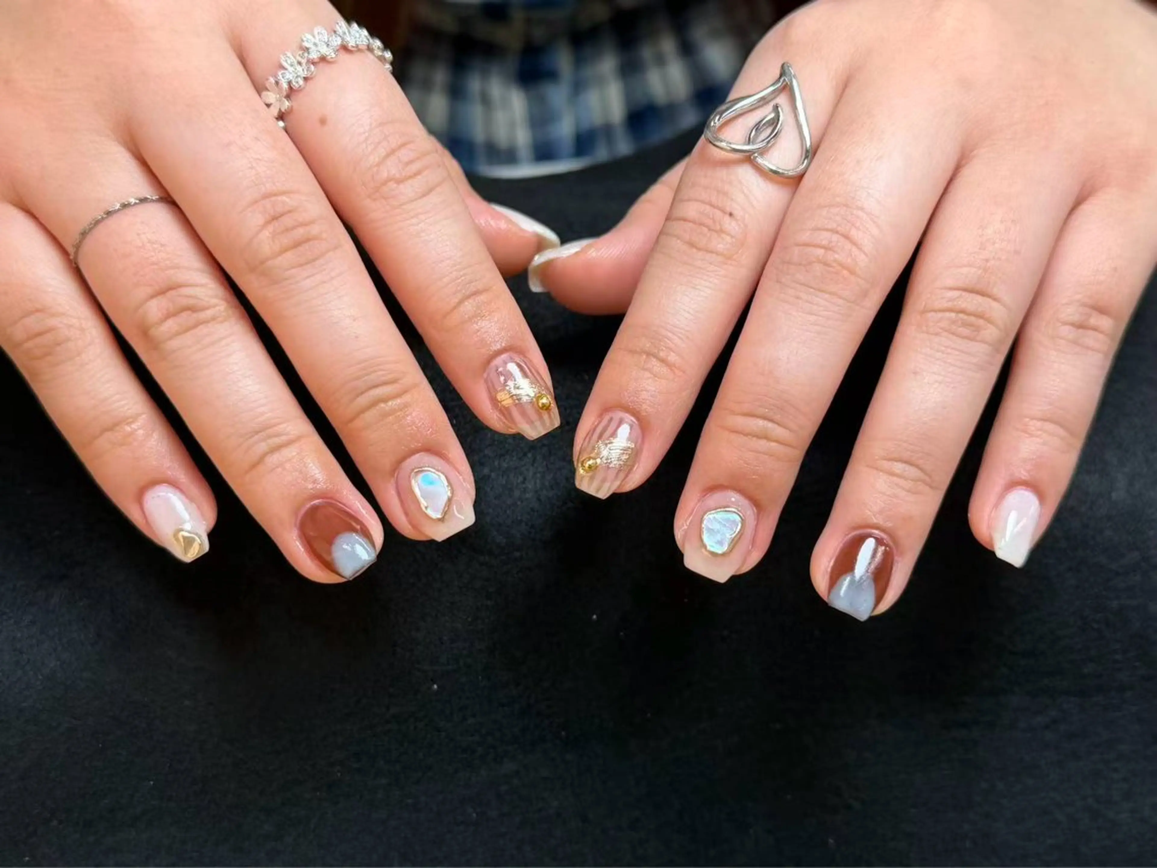 ネイル ハンドネイル Kaka_ パラジェル、長さだしのネイルデザイン