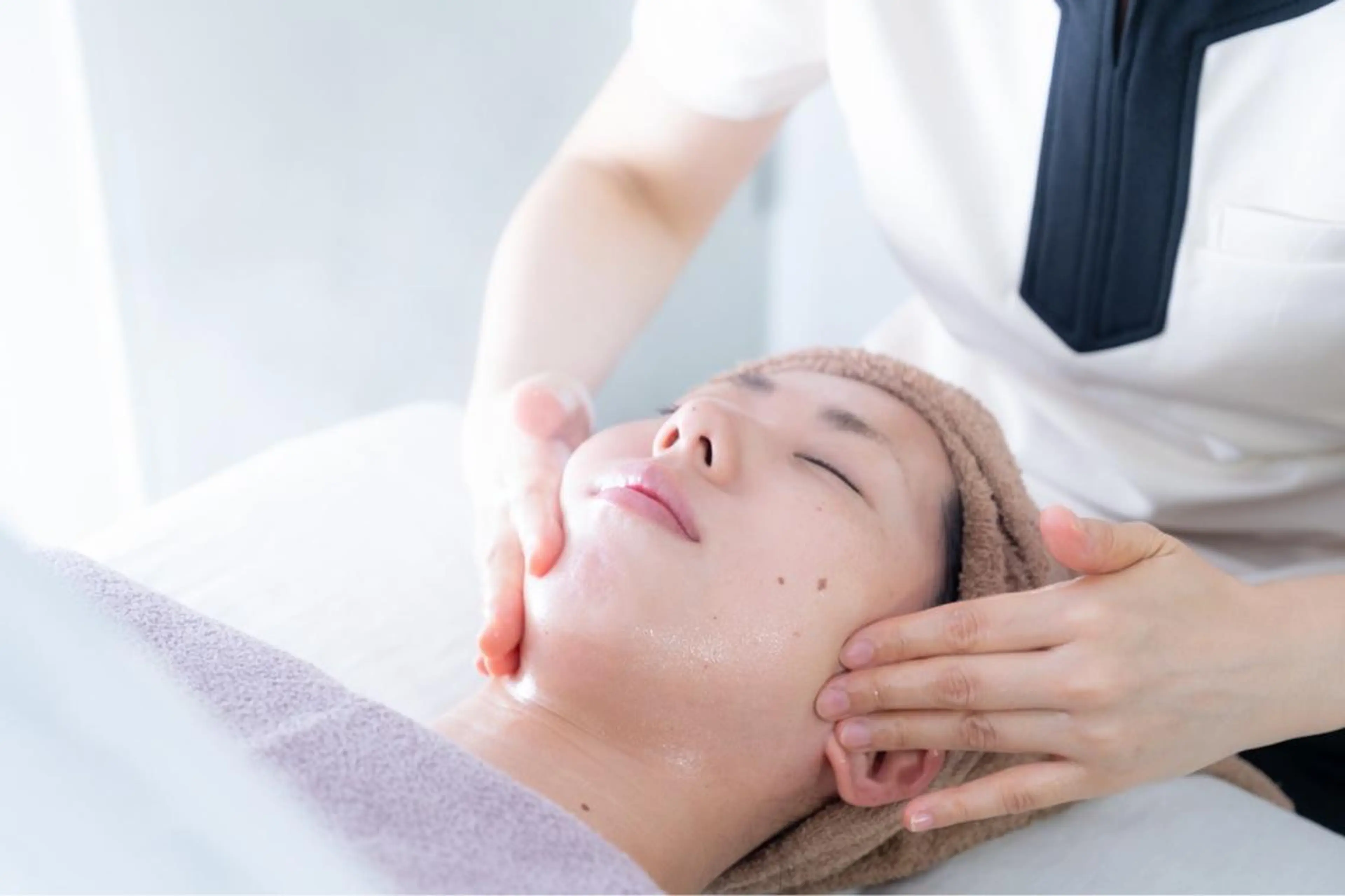 肌再生フェイシャル オールハンドコース◇むくみすっきり◇小顔フェイシャル リンパマッサージの写真